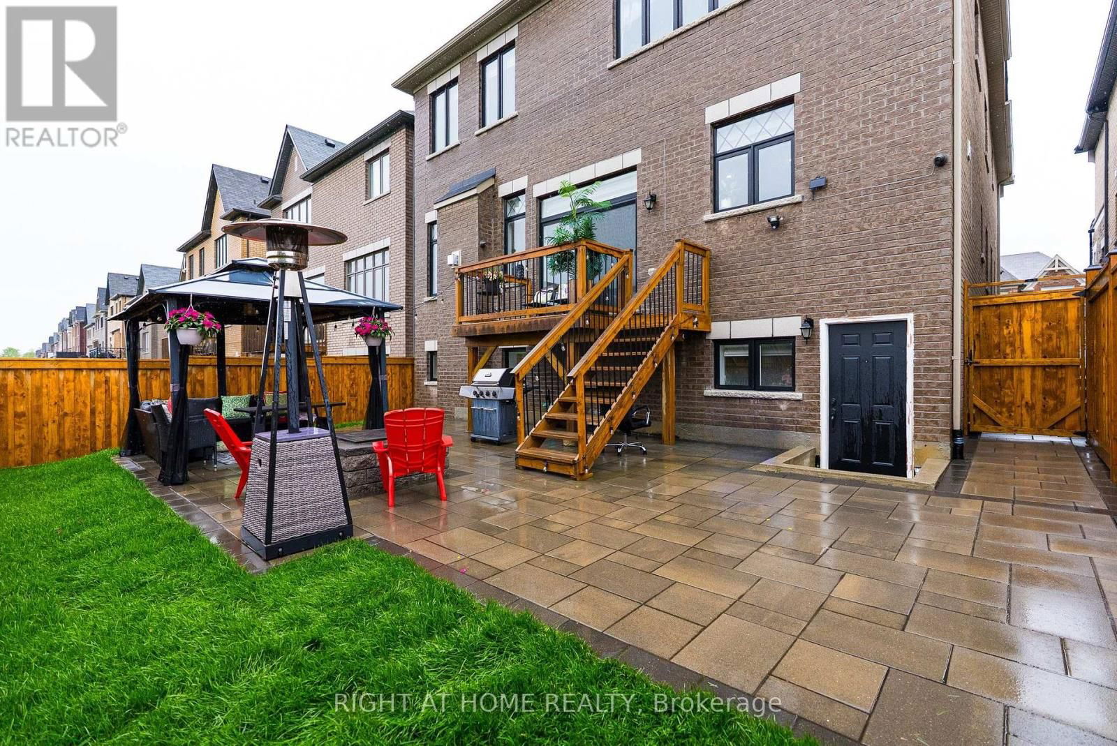 41 BREMNER STREET Image 48