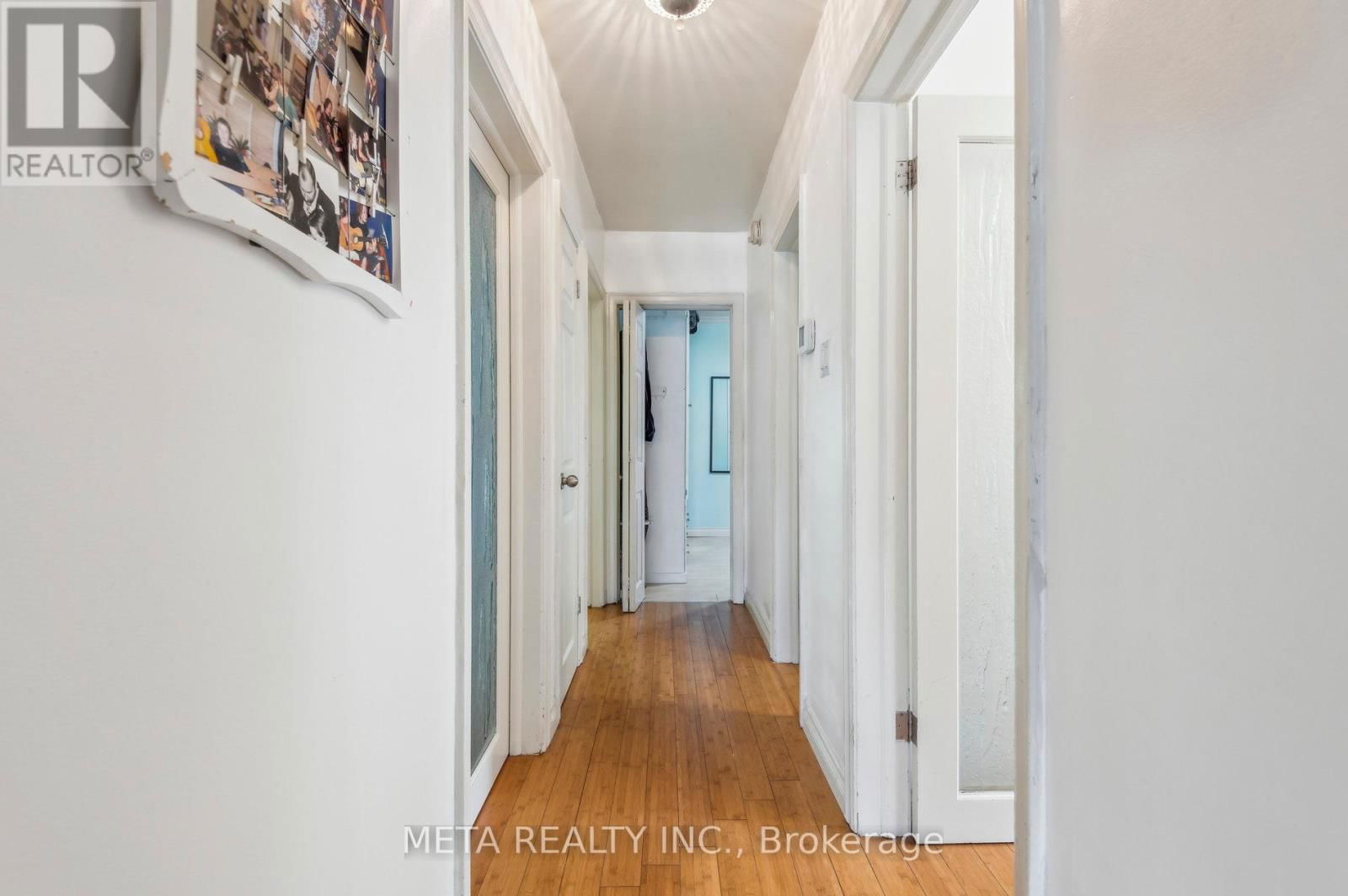 96 SHROPSHIRE DRIVE Image 17