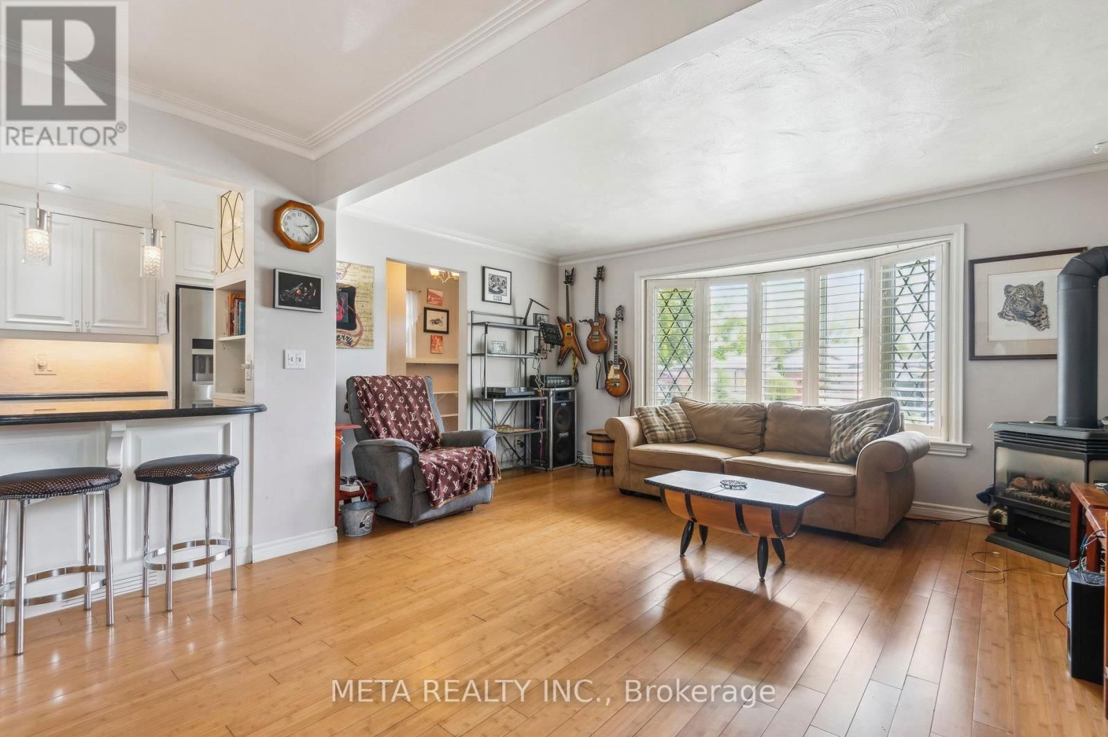 96 SHROPSHIRE DRIVE Image 5