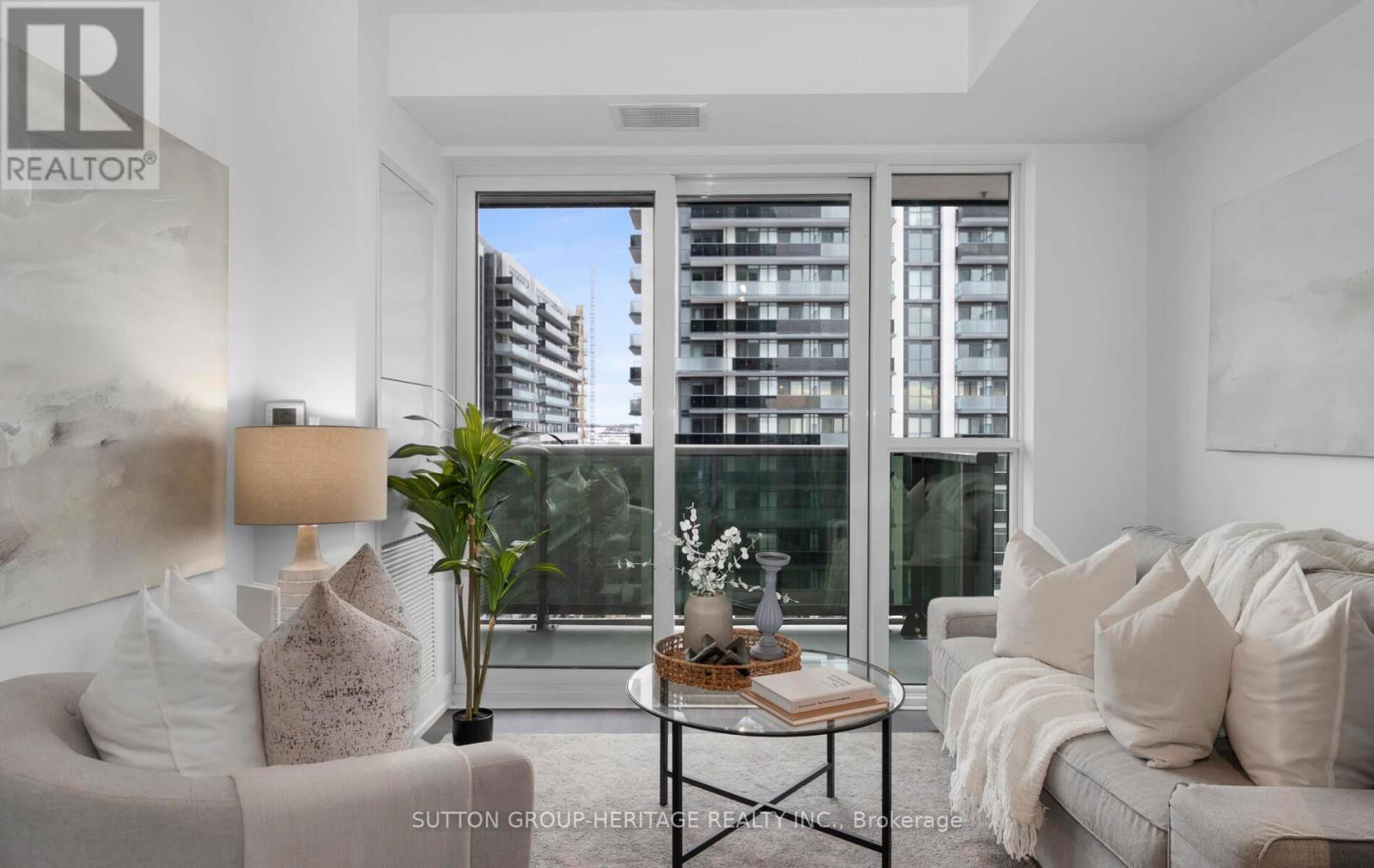 1215 - 2550 SIMCOE STREET NORTH Image 13