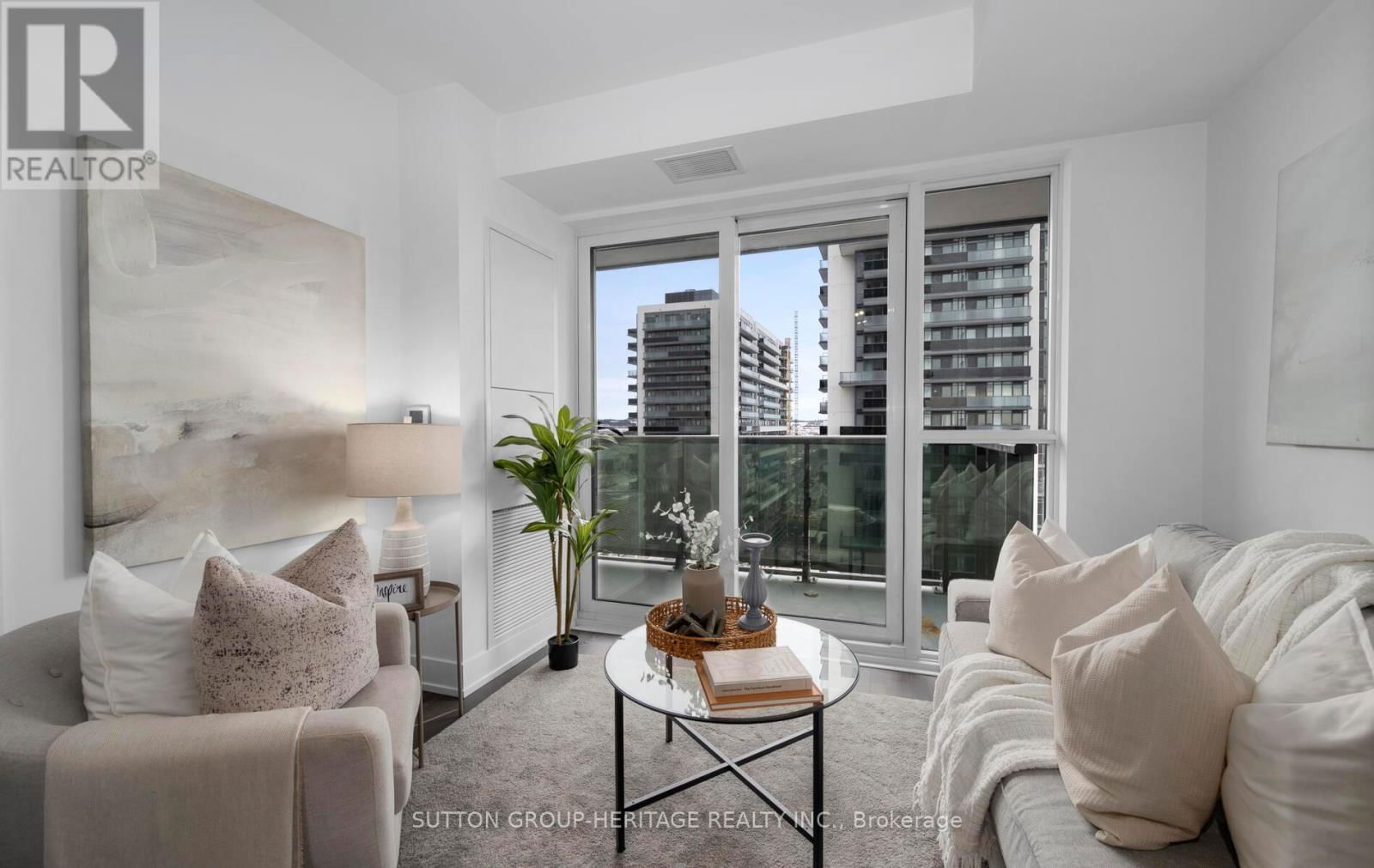 1215 - 2550 SIMCOE STREET NORTH Image 14
