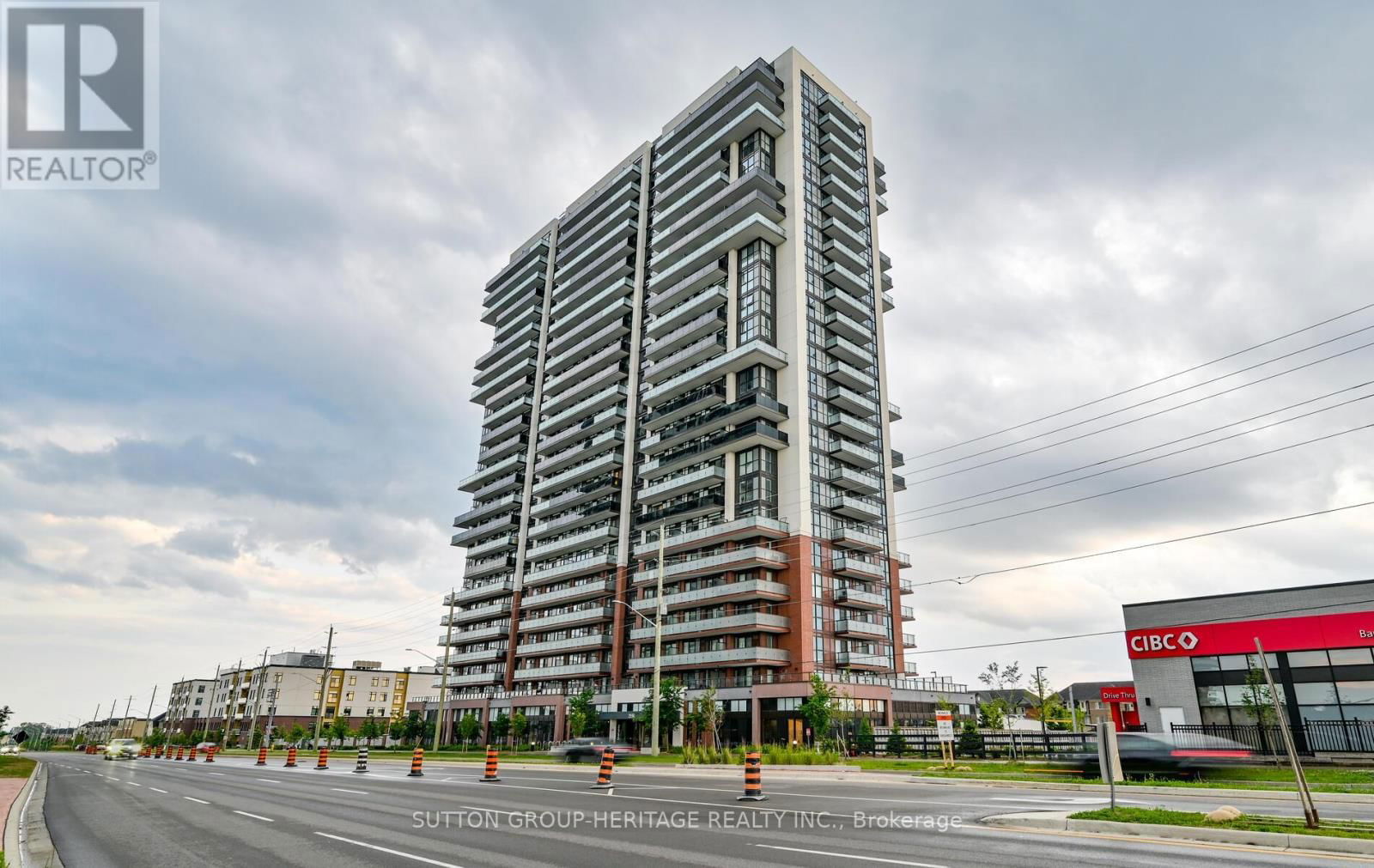 1215 - 2550 SIMCOE STREET NORTH Image 2
