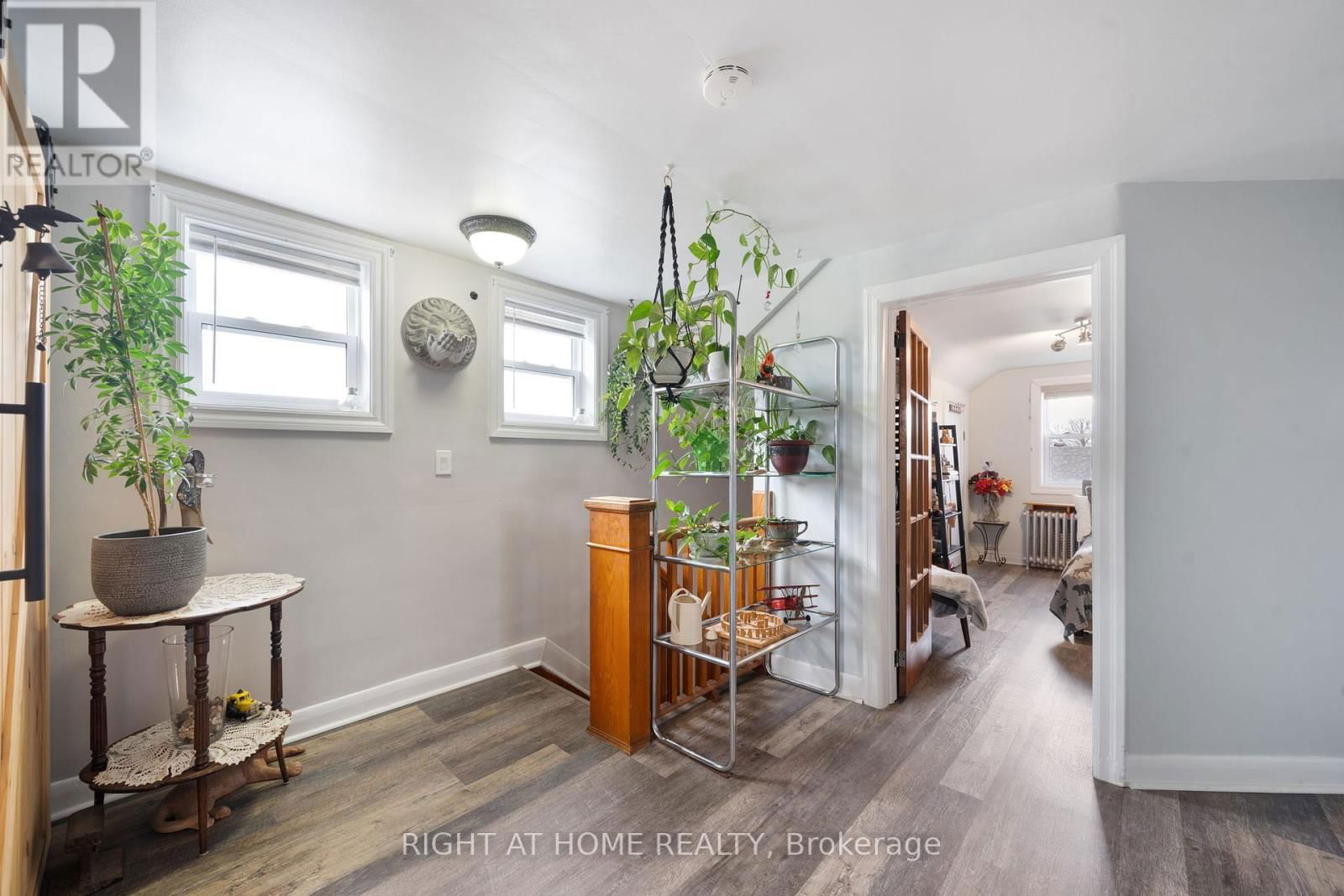 739 ALBERT STREET Image 14