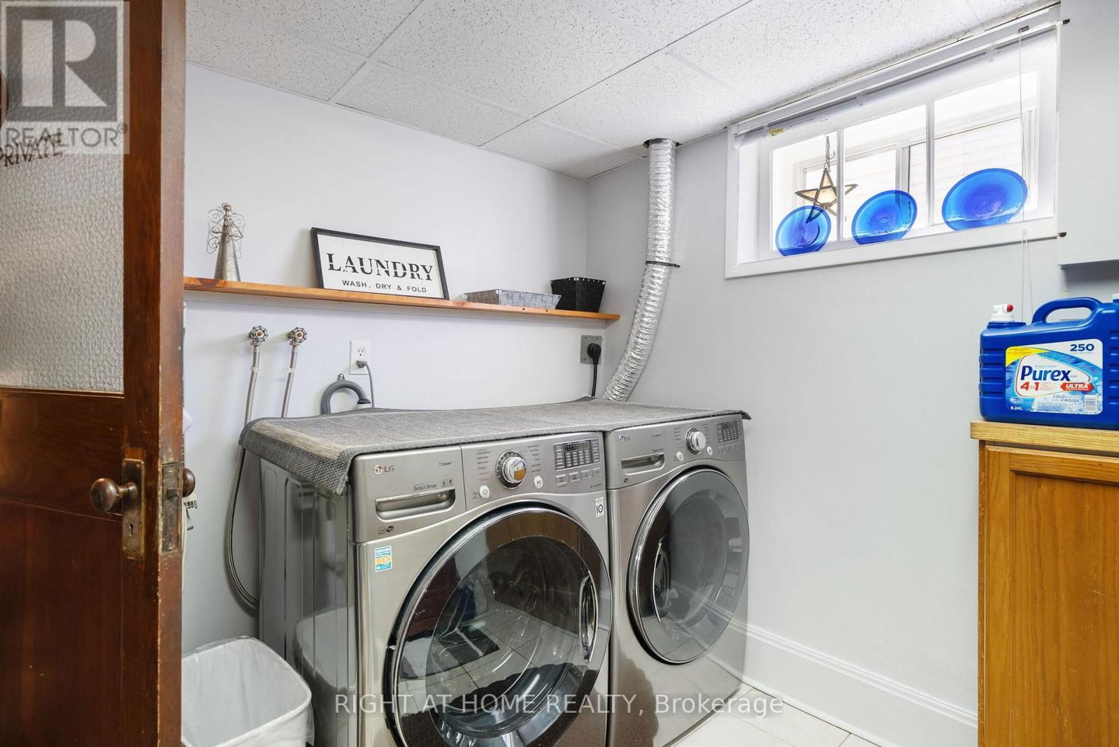 739 ALBERT STREET Image 28