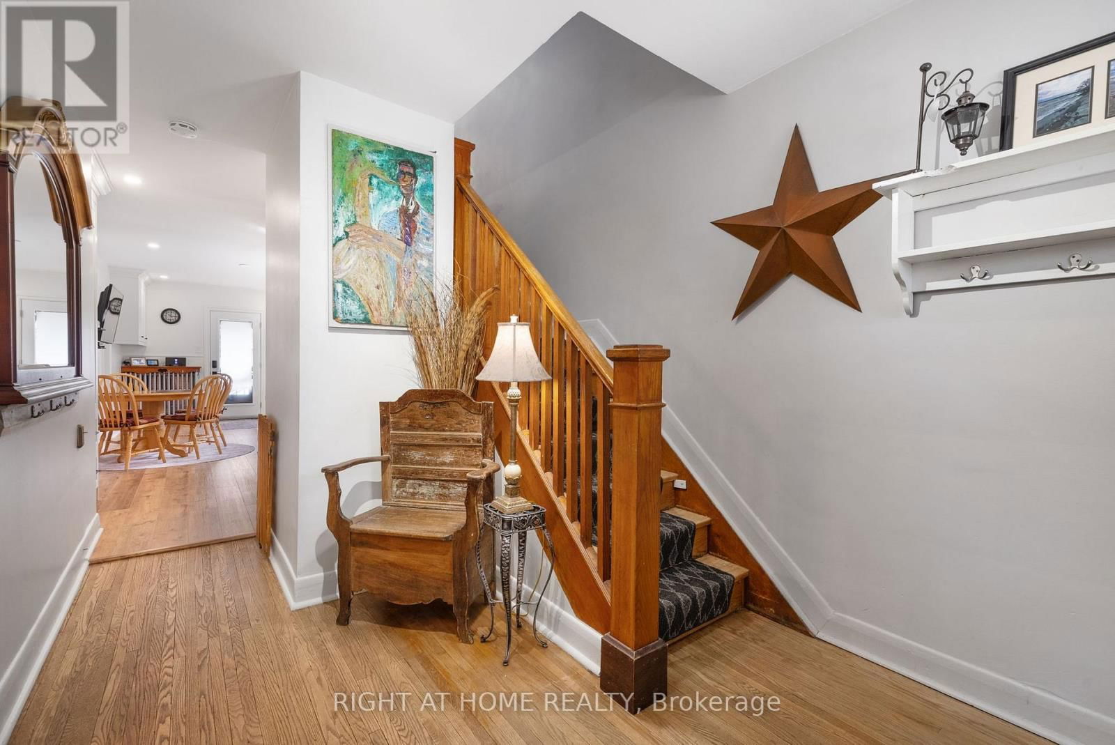 739 ALBERT STREET Image 6