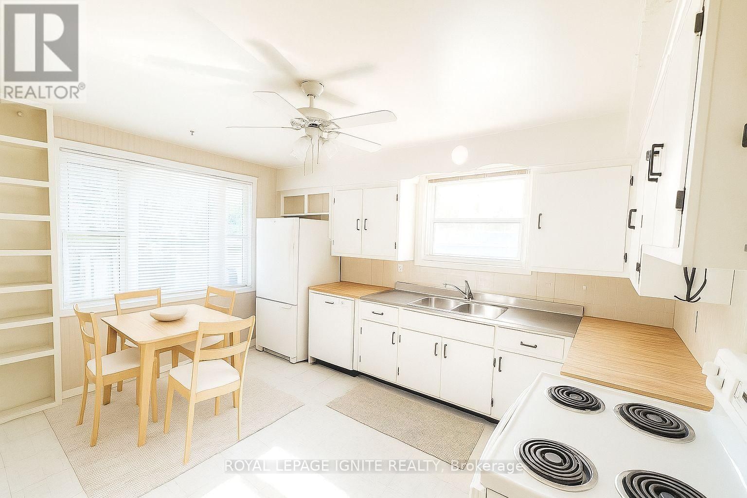 187 TWYN RIVERS DRIVE Image 3