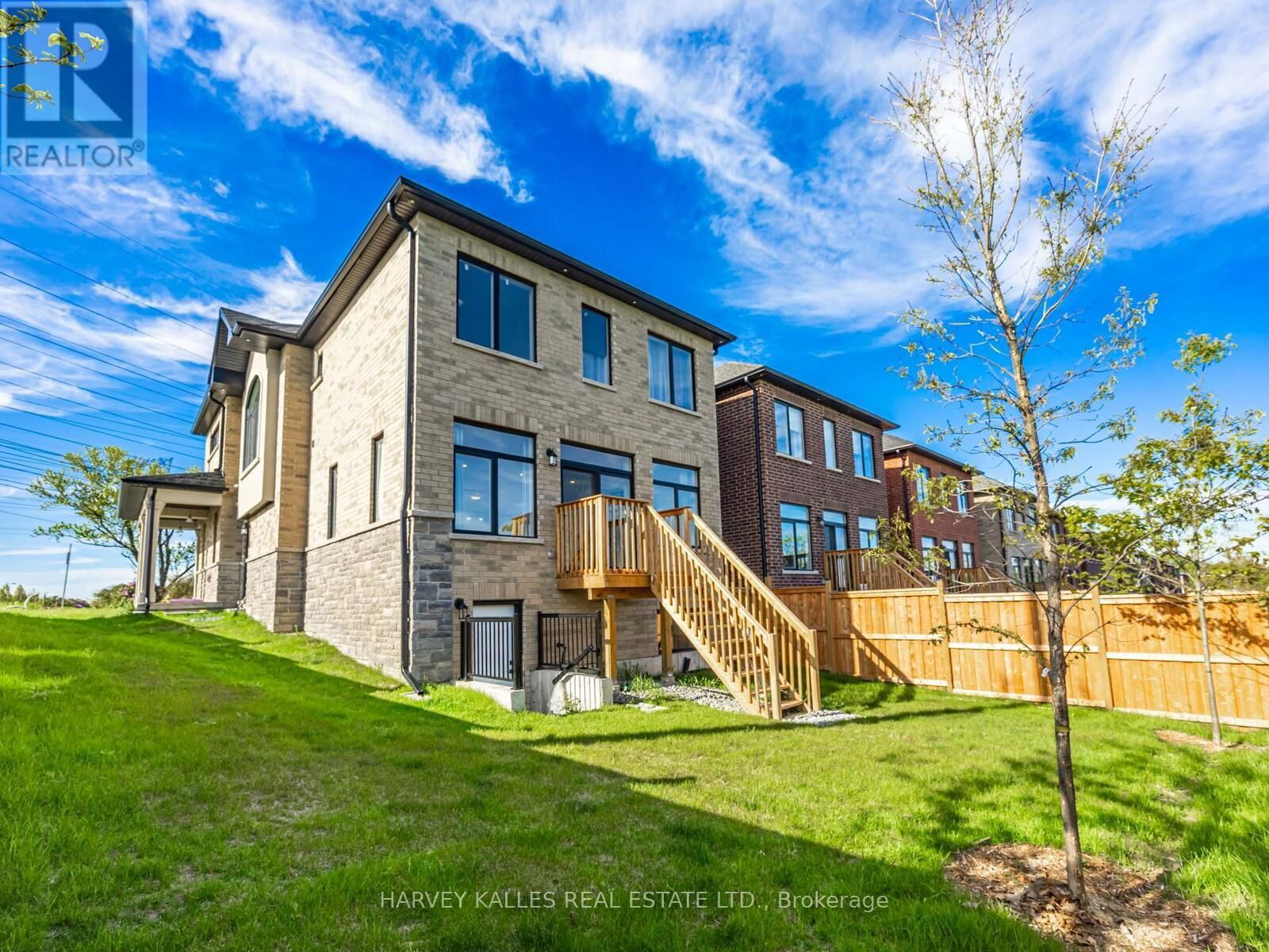 97 CHELLIAH COURT Image 35