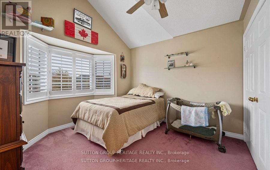 2330 SOUTHCOTT ROAD Image 19