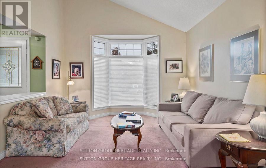2330 SOUTHCOTT ROAD Image 6