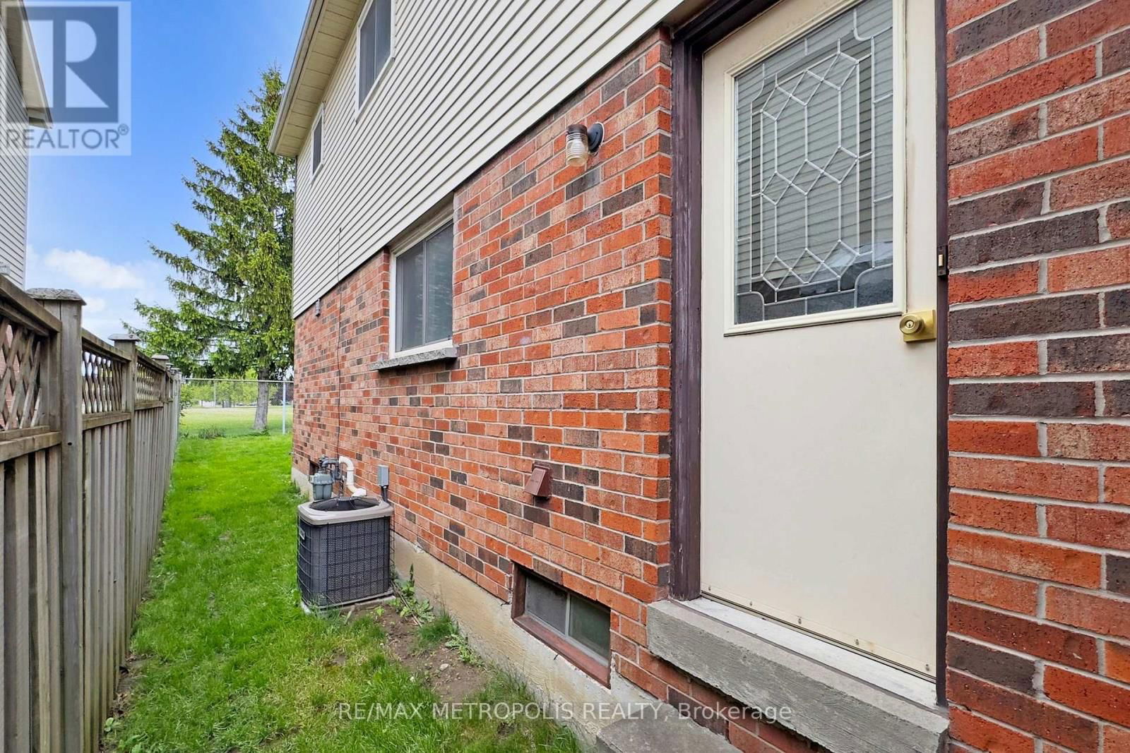 28 REED DRIVE Image 34