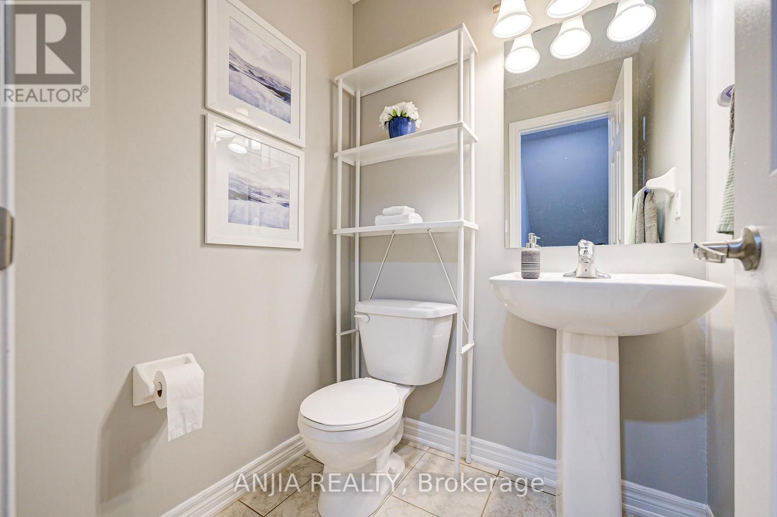 63 BROWNRIDGE PLACE Image 24