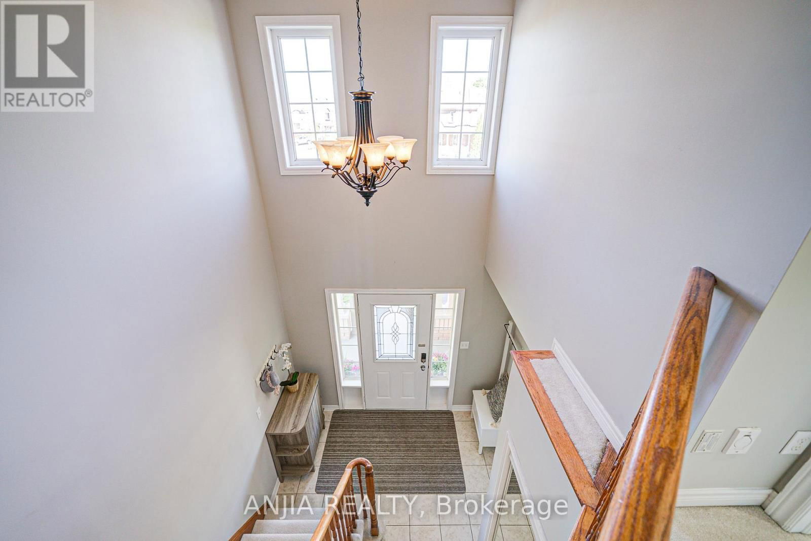 63 BROWNRIDGE PLACE Image 6