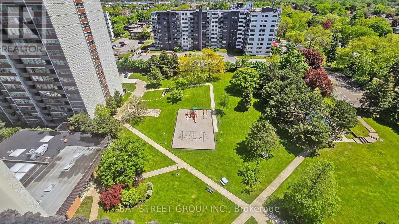 1607 - 25 SILVER SPRINGS BOULEVARD Image 28