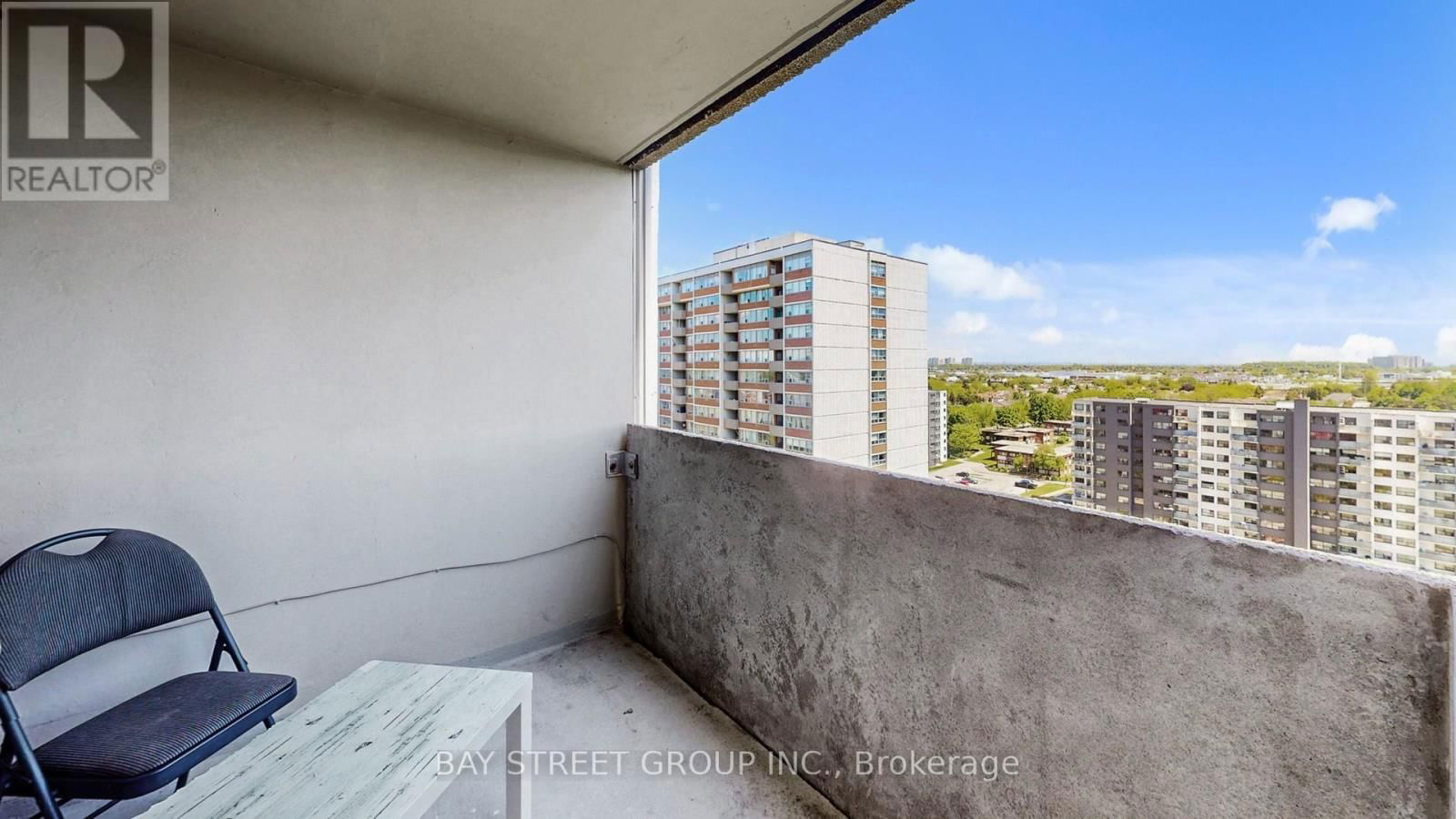 1607 - 25 SILVER SPRINGS BOULEVARD Image 34