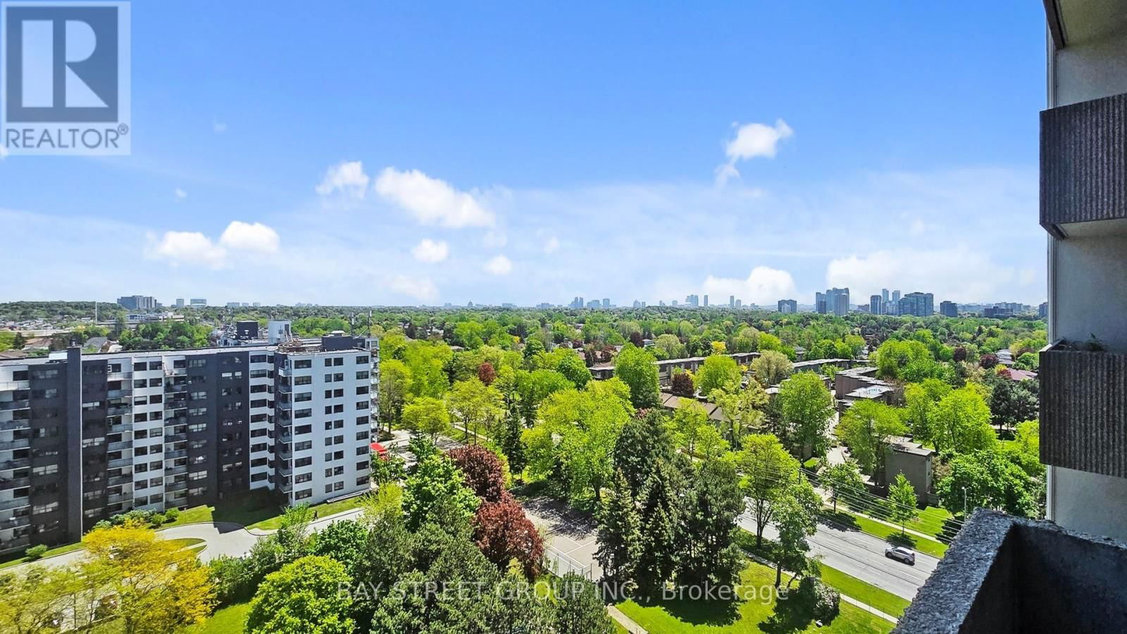 1607 - 25 SILVER SPRINGS BOULEVARD Image 35