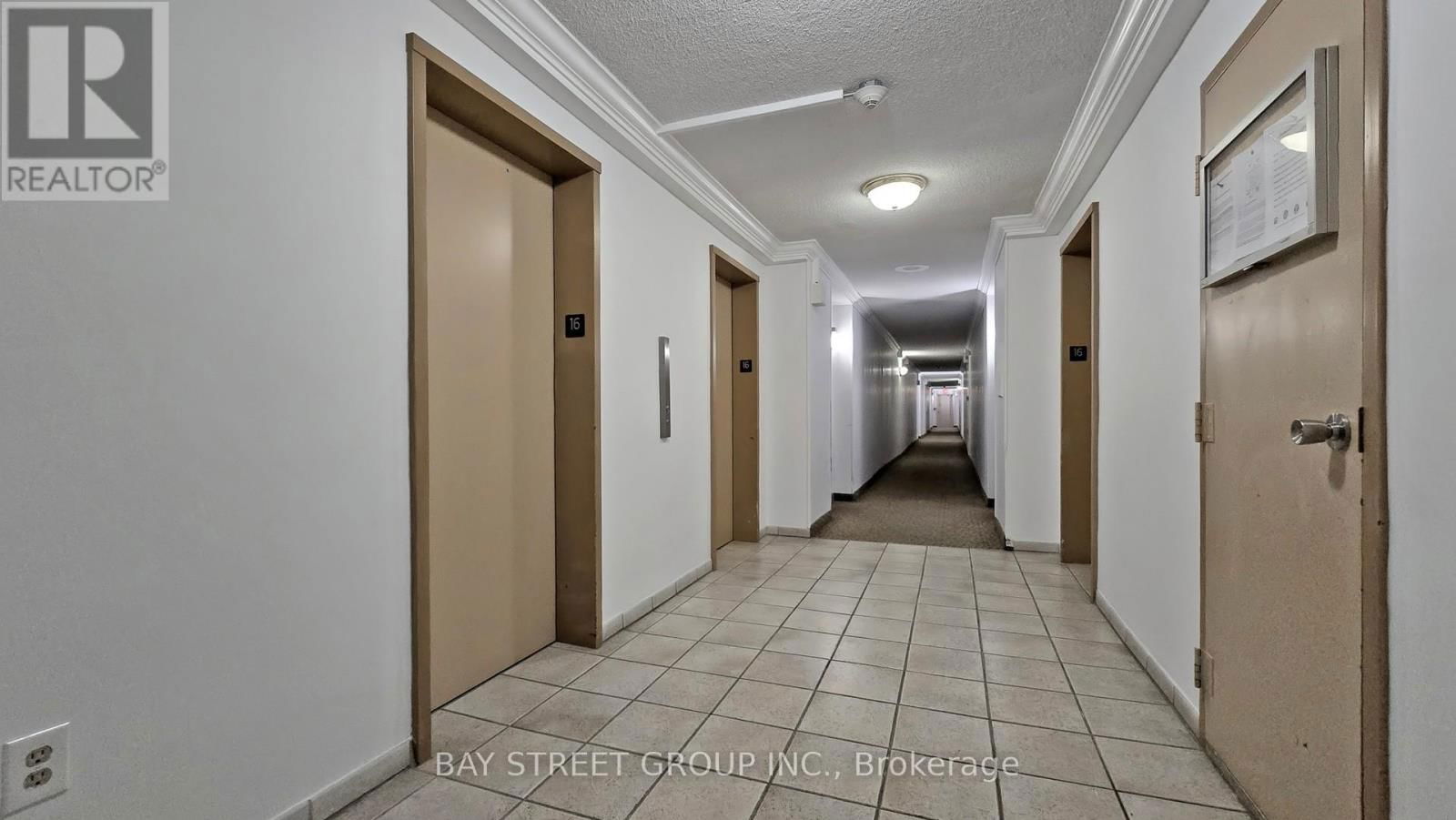 1607 - 25 SILVER SPRINGS BOULEVARD Image 4