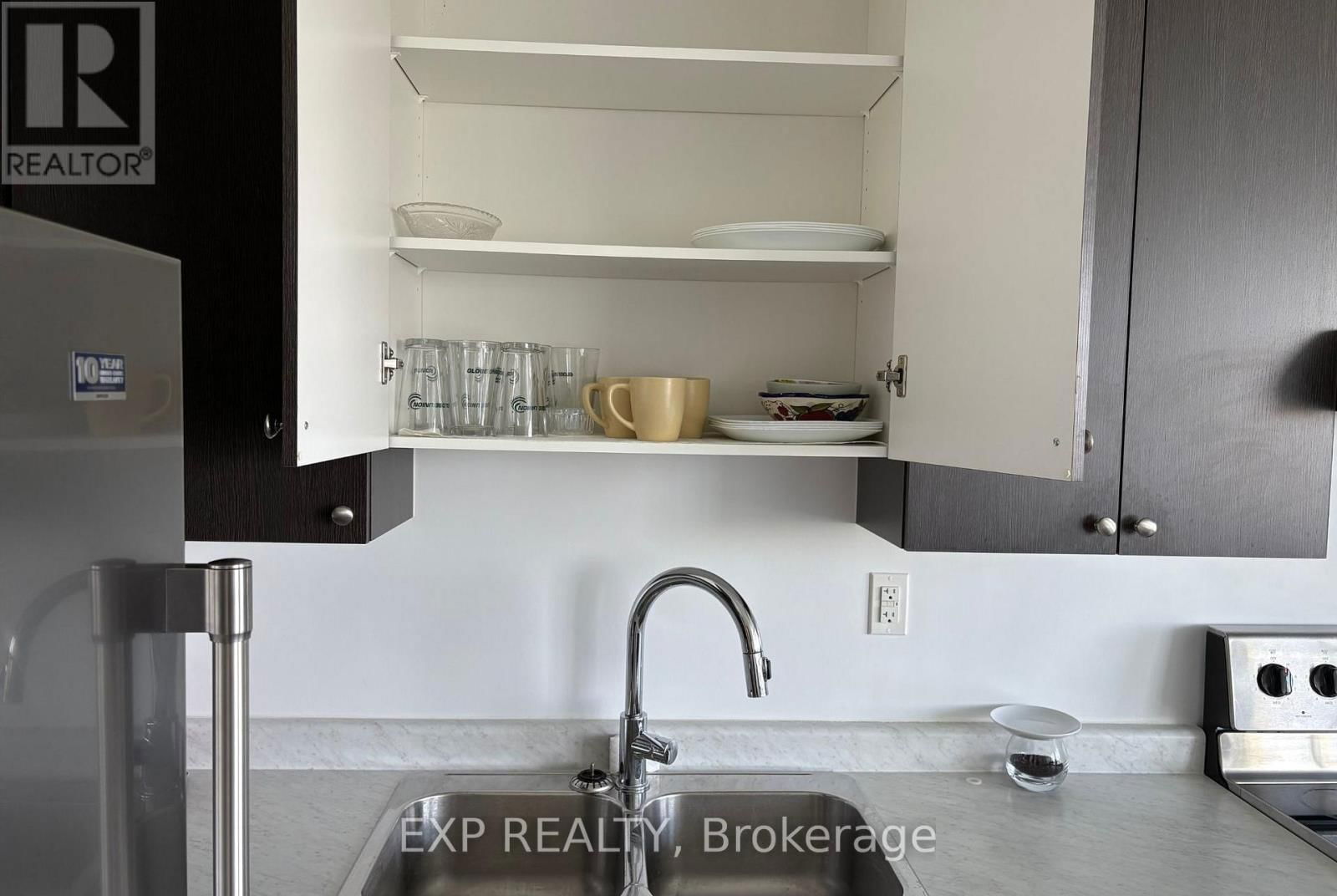 1513 - 1346 DANFORTH ROAD Image 6