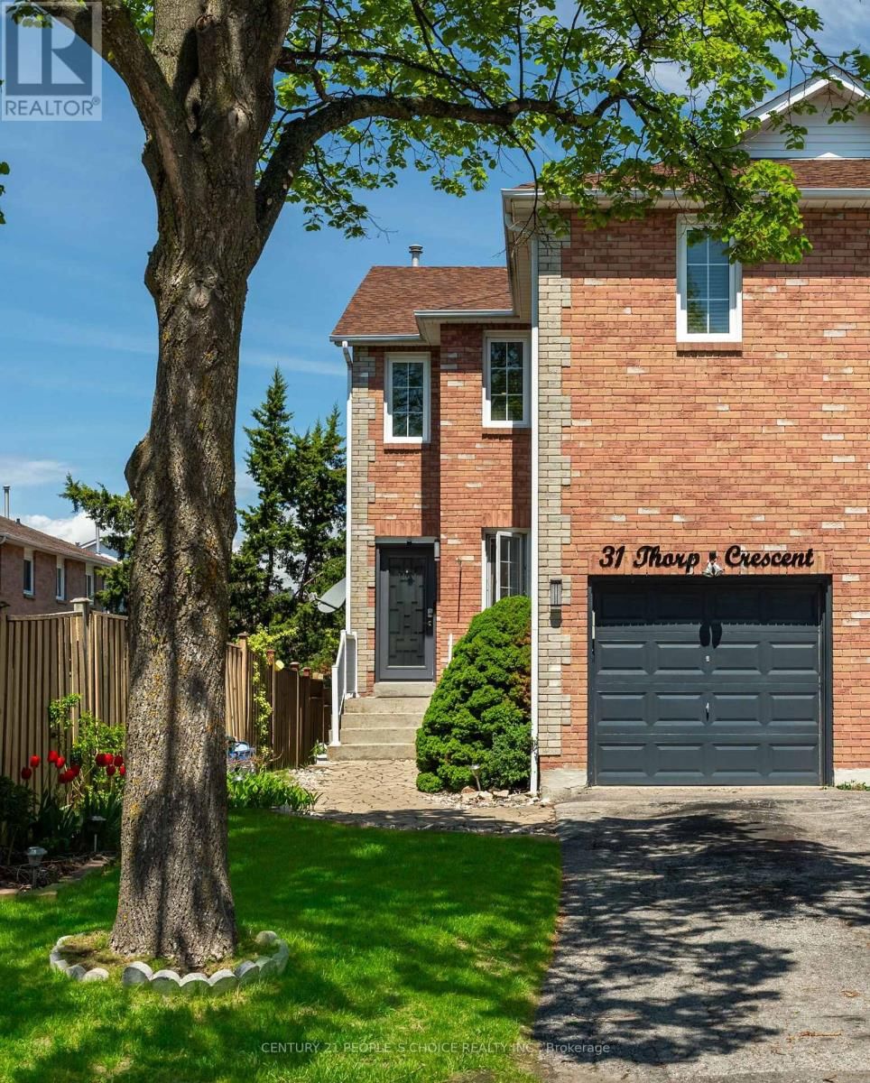 31 THORP CRESCENT Image 1