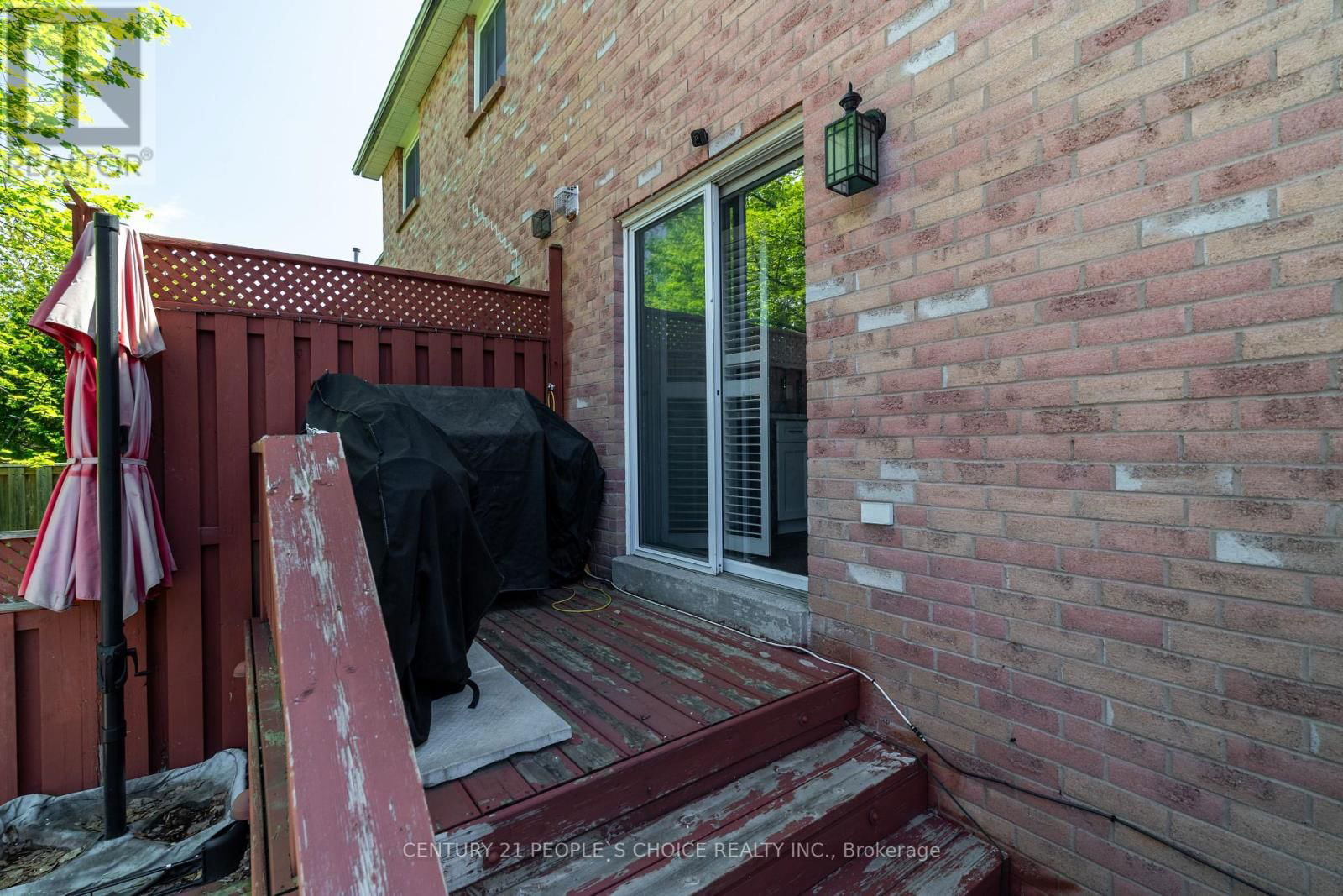31 THORP CRESCENT Image 37