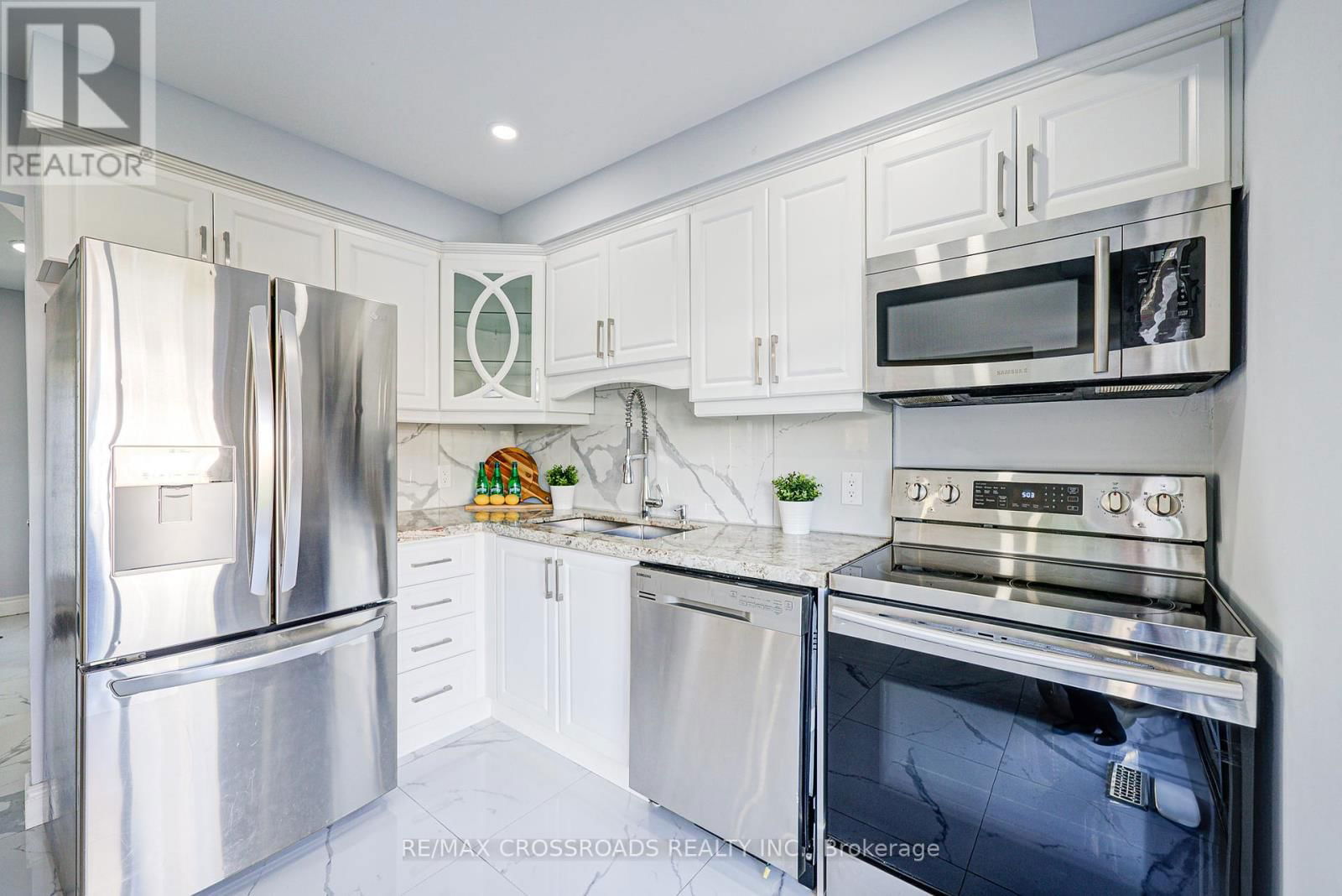 93 MCMANN CRESCENT Image 20