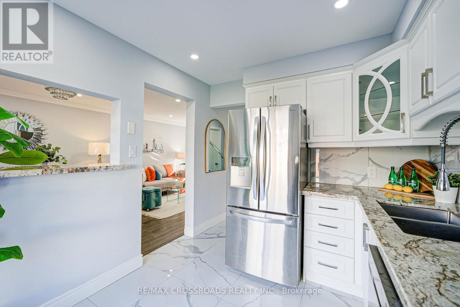 93 MCMANN CRESCENT Image 21