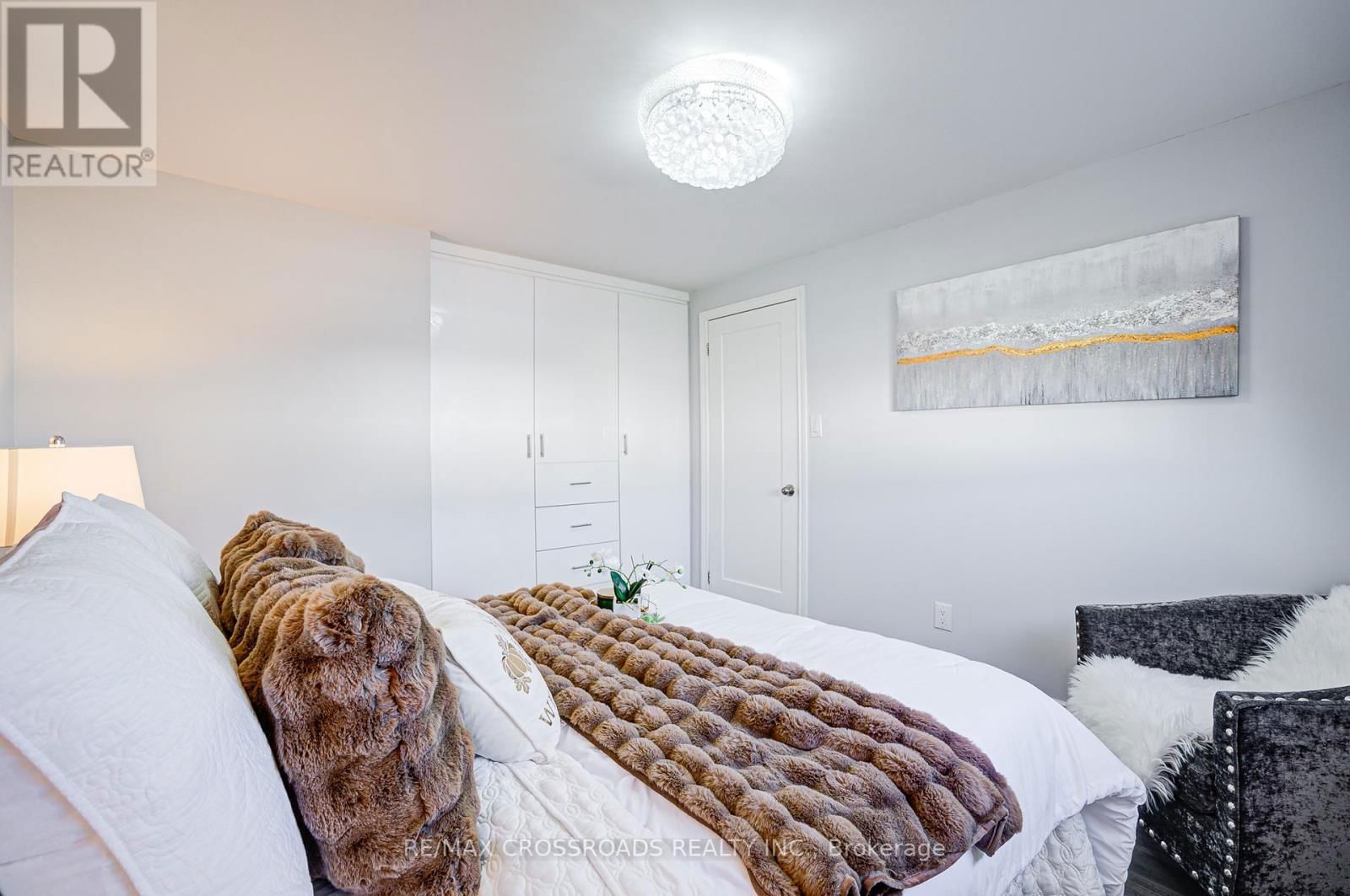 93 MCMANN CRESCENT Image 27