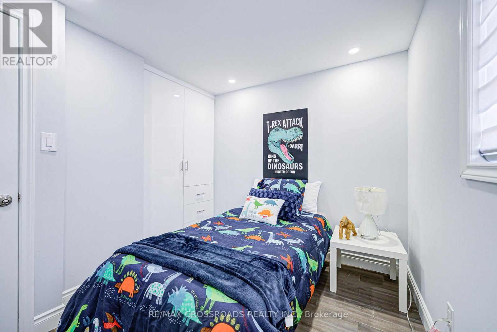 93 MCMANN CRESCENT Image 28