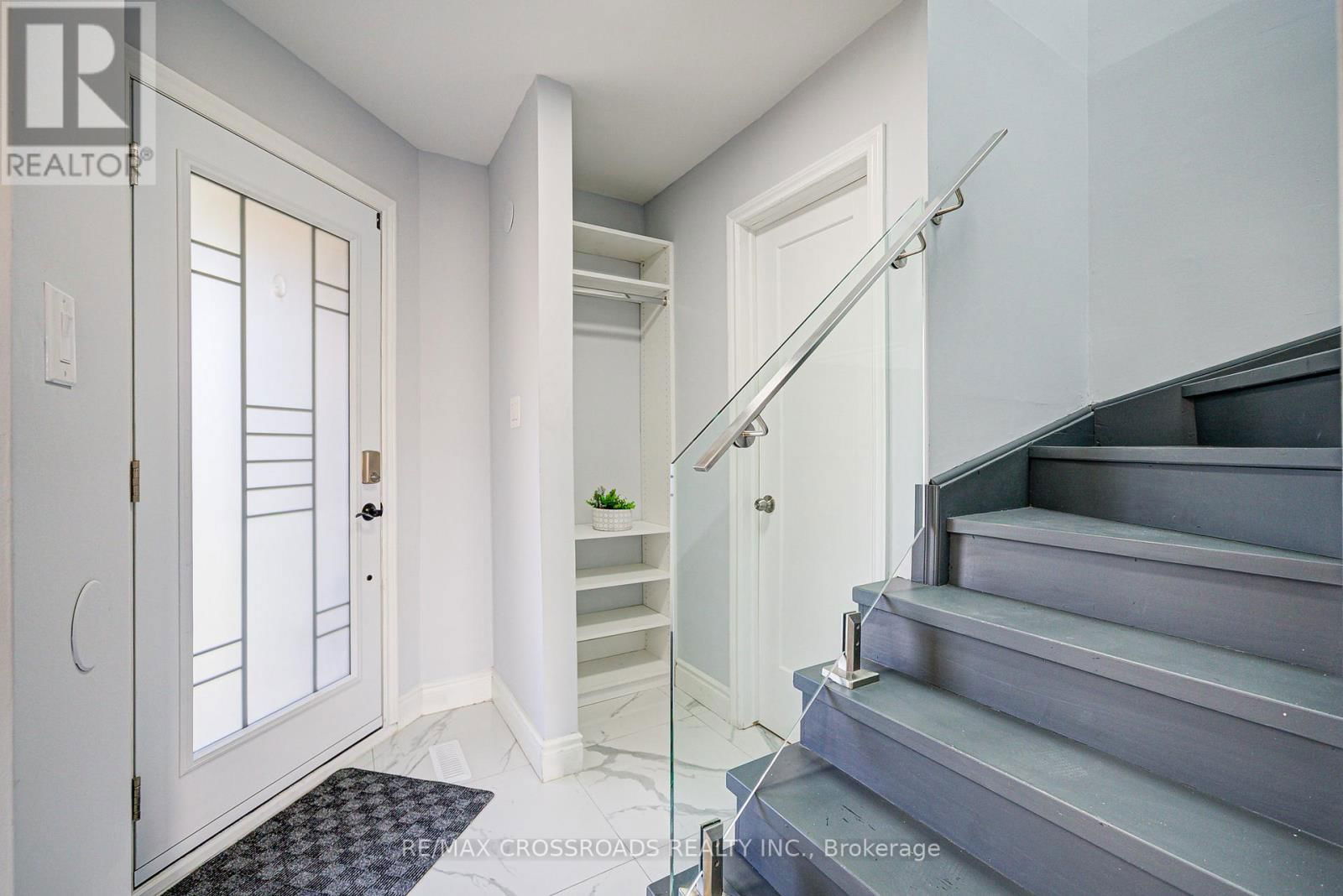 93 MCMANN CRESCENT Image 4