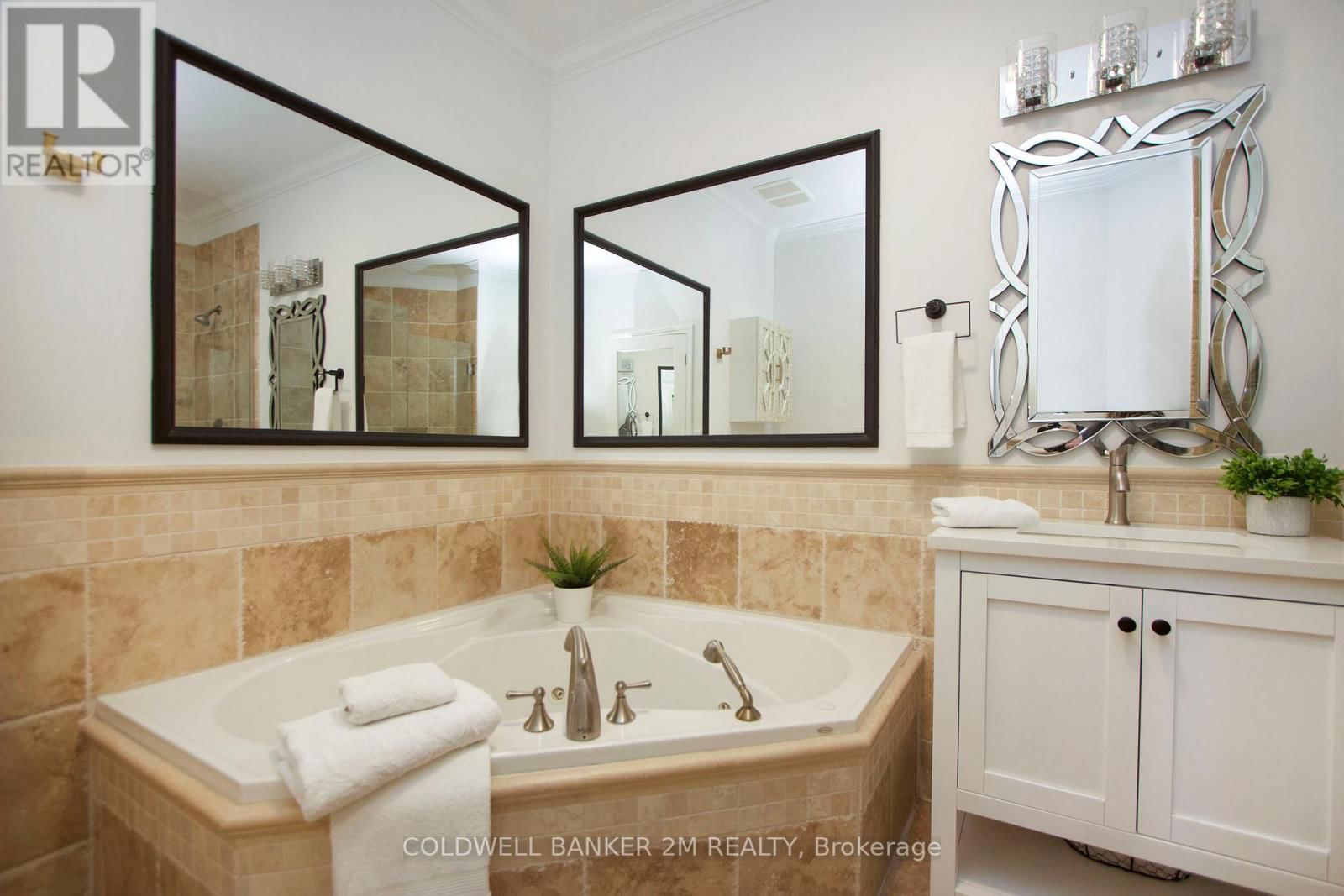 37 BRADLEY BOULEVARD Image 22