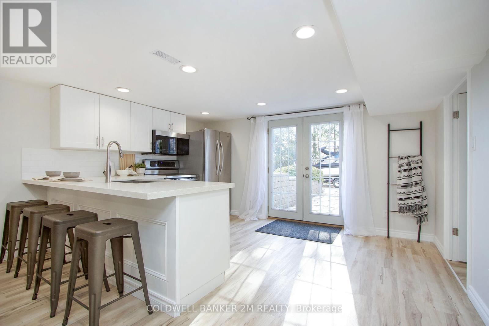 37 BRADLEY BOULEVARD Image 30