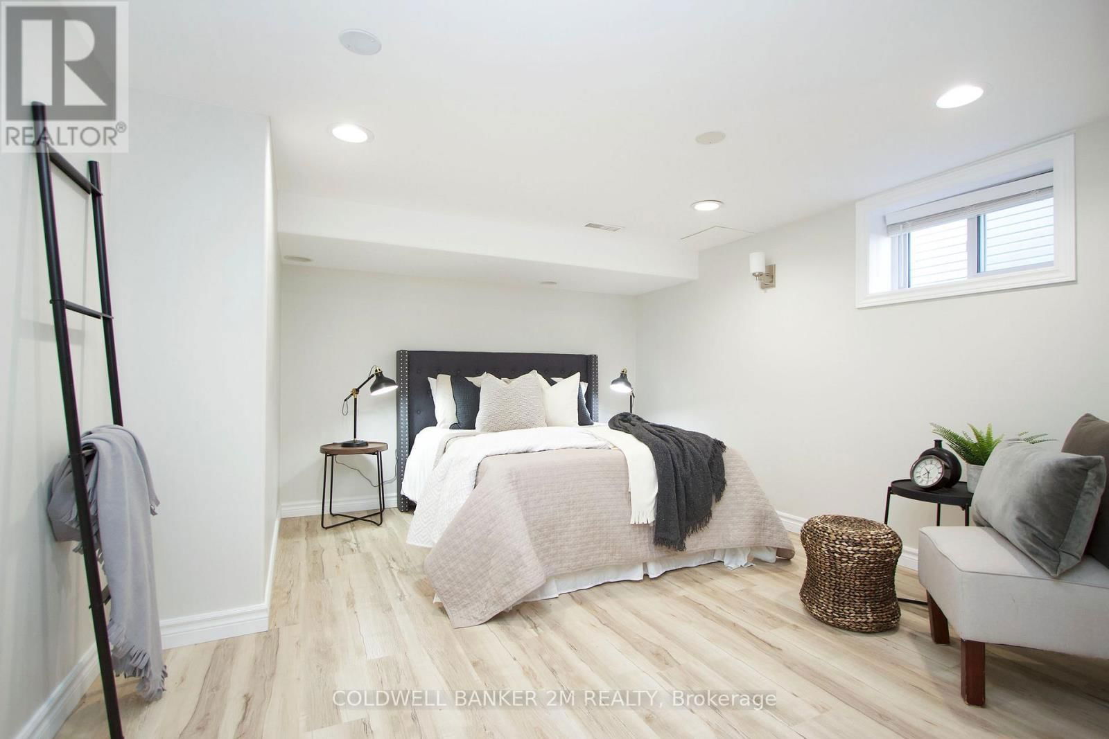 37 BRADLEY BOULEVARD Image 33