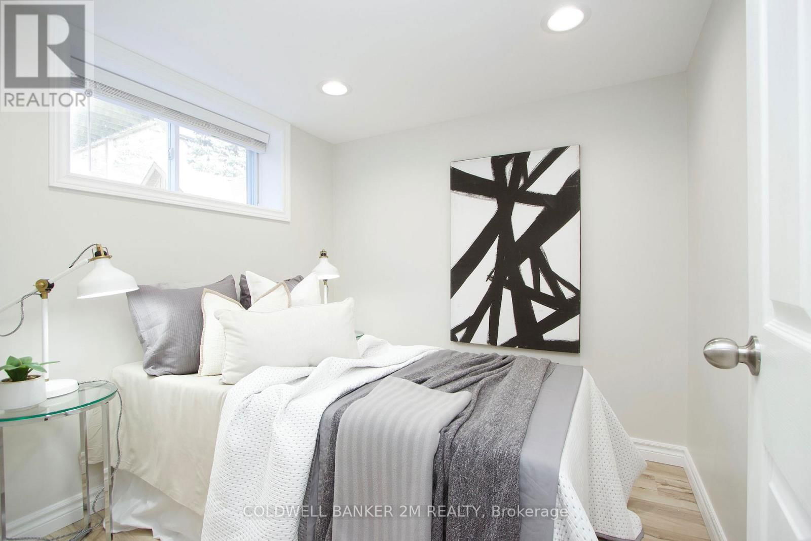 37 BRADLEY BOULEVARD Image 34