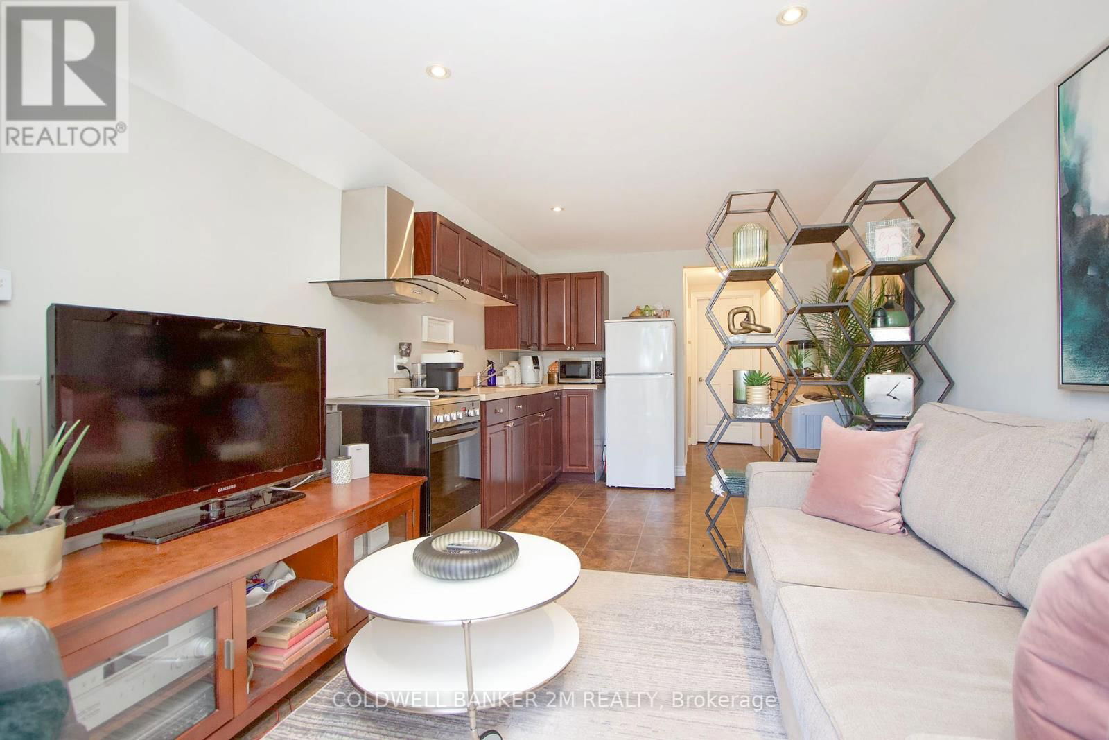 37 BRADLEY BOULEVARD Image 39