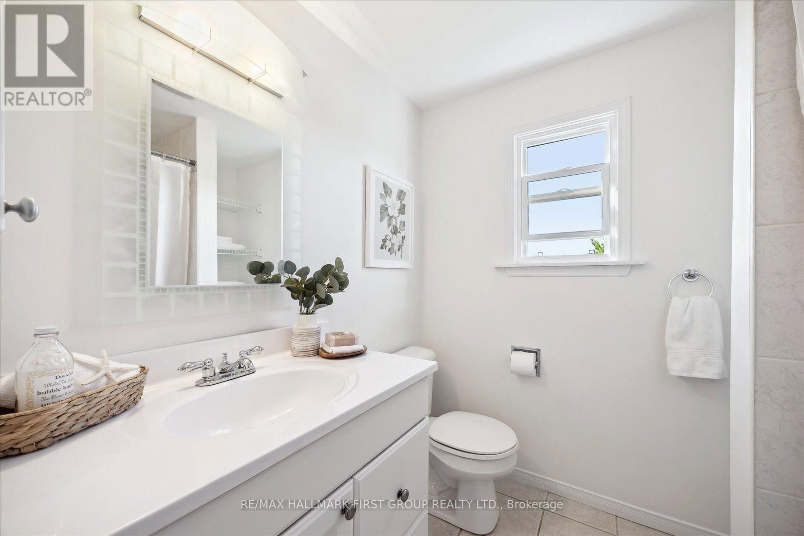 67 MANDRAKE STREET Image 23