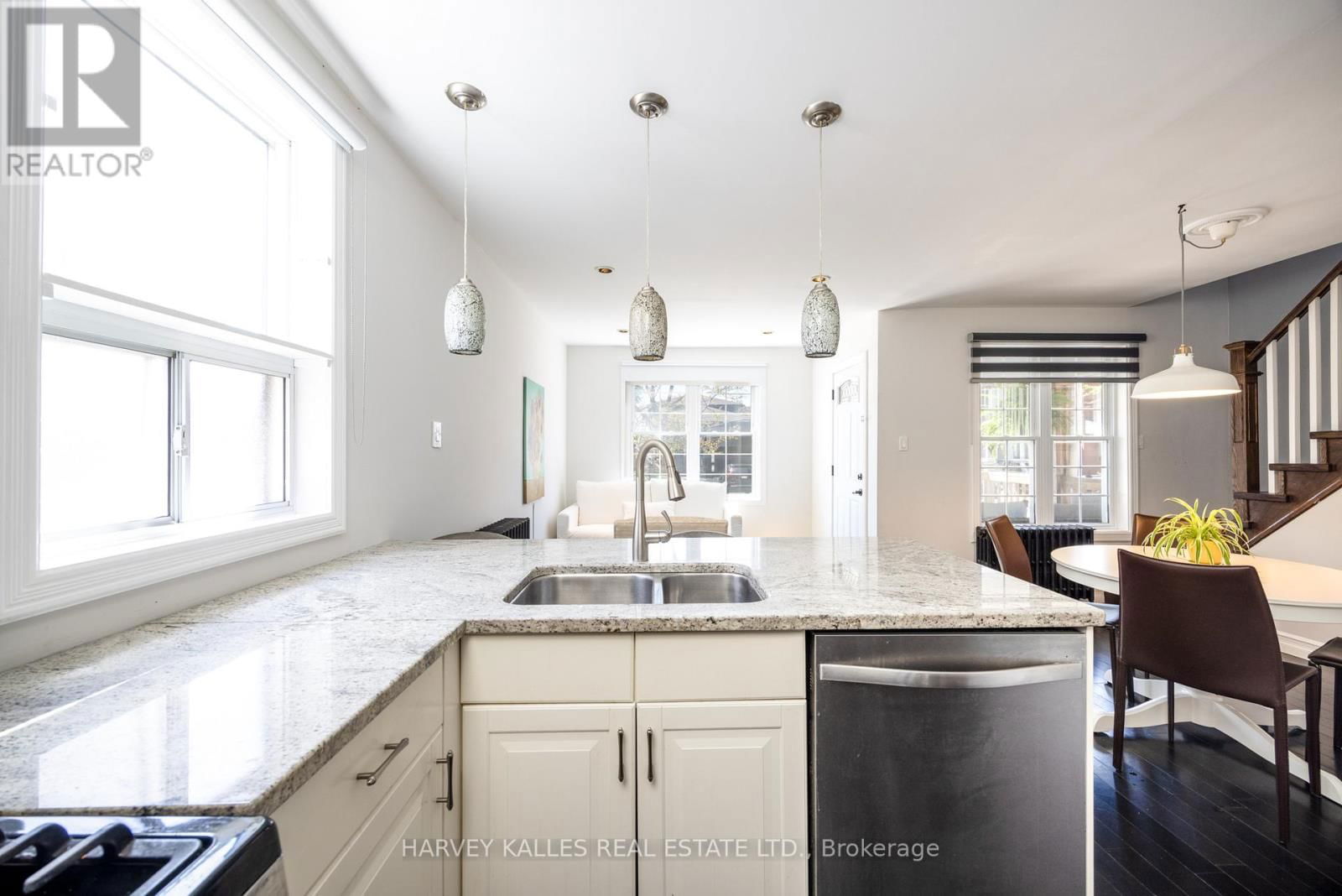 210 GOWAN AVENUE Image 16