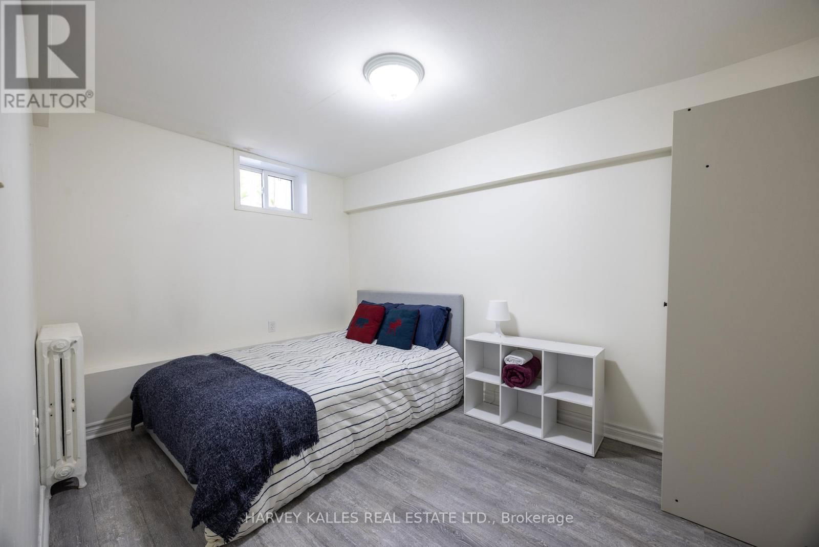 210 GOWAN AVENUE Image 29