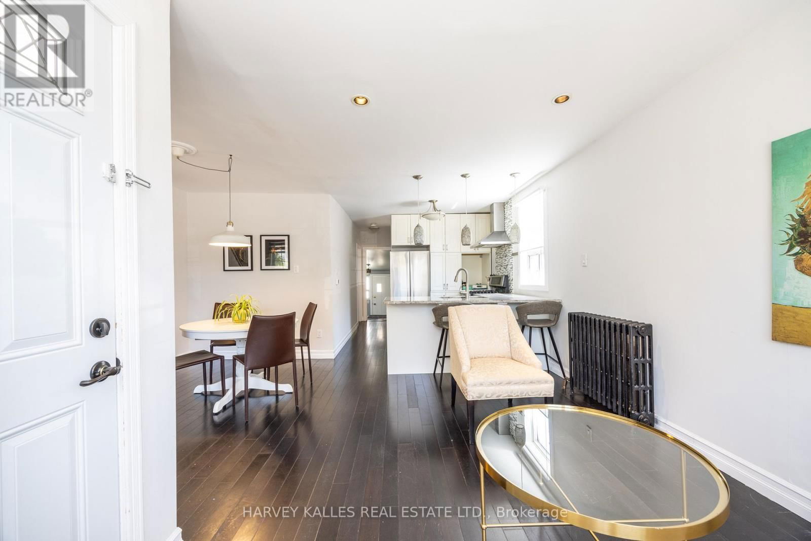 210 GOWAN AVENUE Image 4