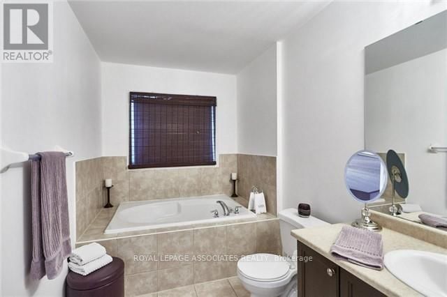 54 STANHOPE STREET Image 10