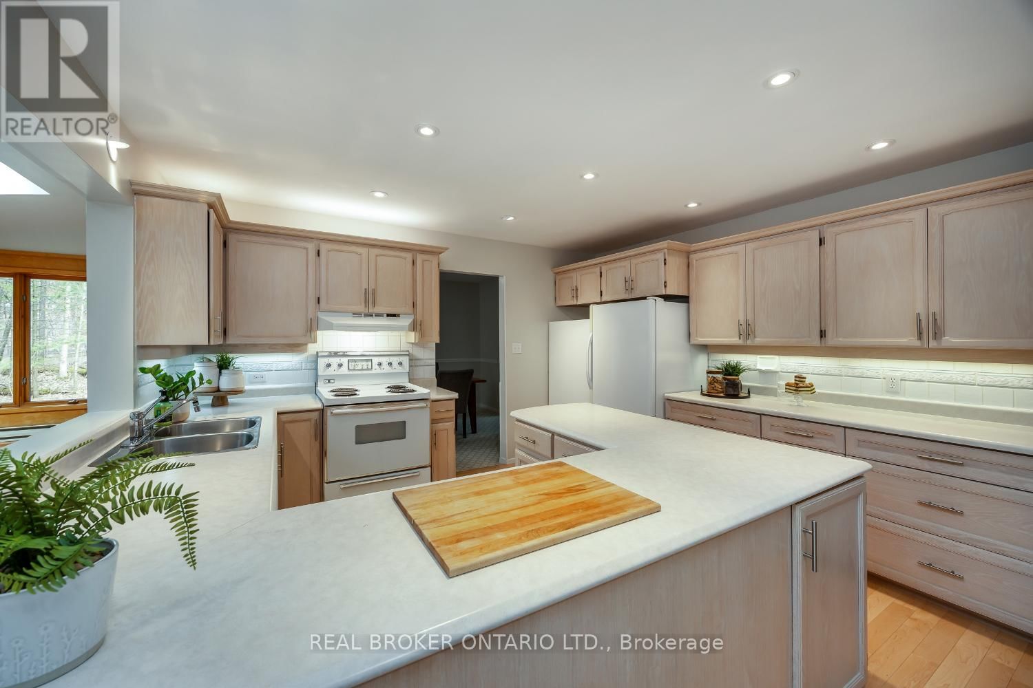 2154 CONCESSION RD 10 Image 14