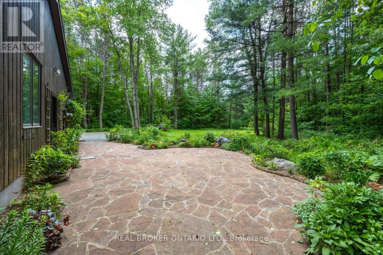 2154 CONCESSION RD 10 Image 37