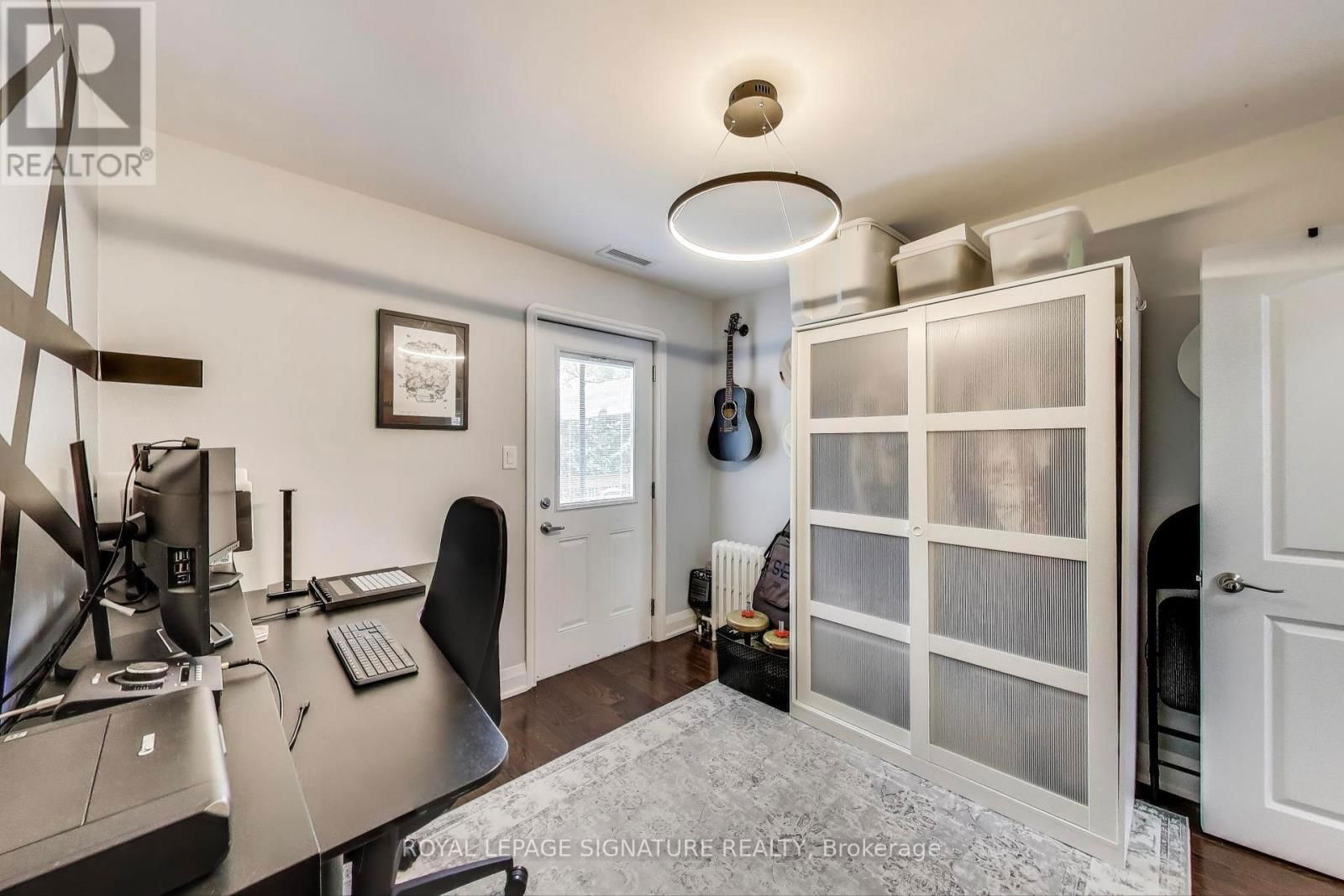 71 YARDLEY AVENUE Image 11