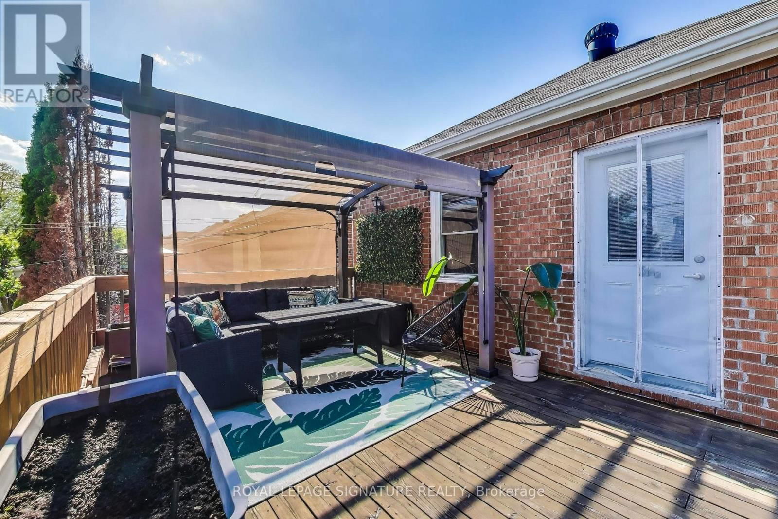 71 YARDLEY AVENUE Image 19