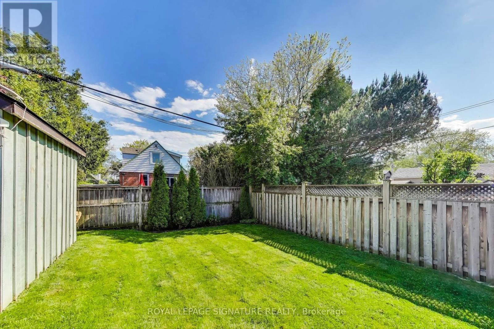 71 YARDLEY AVENUE Image 22