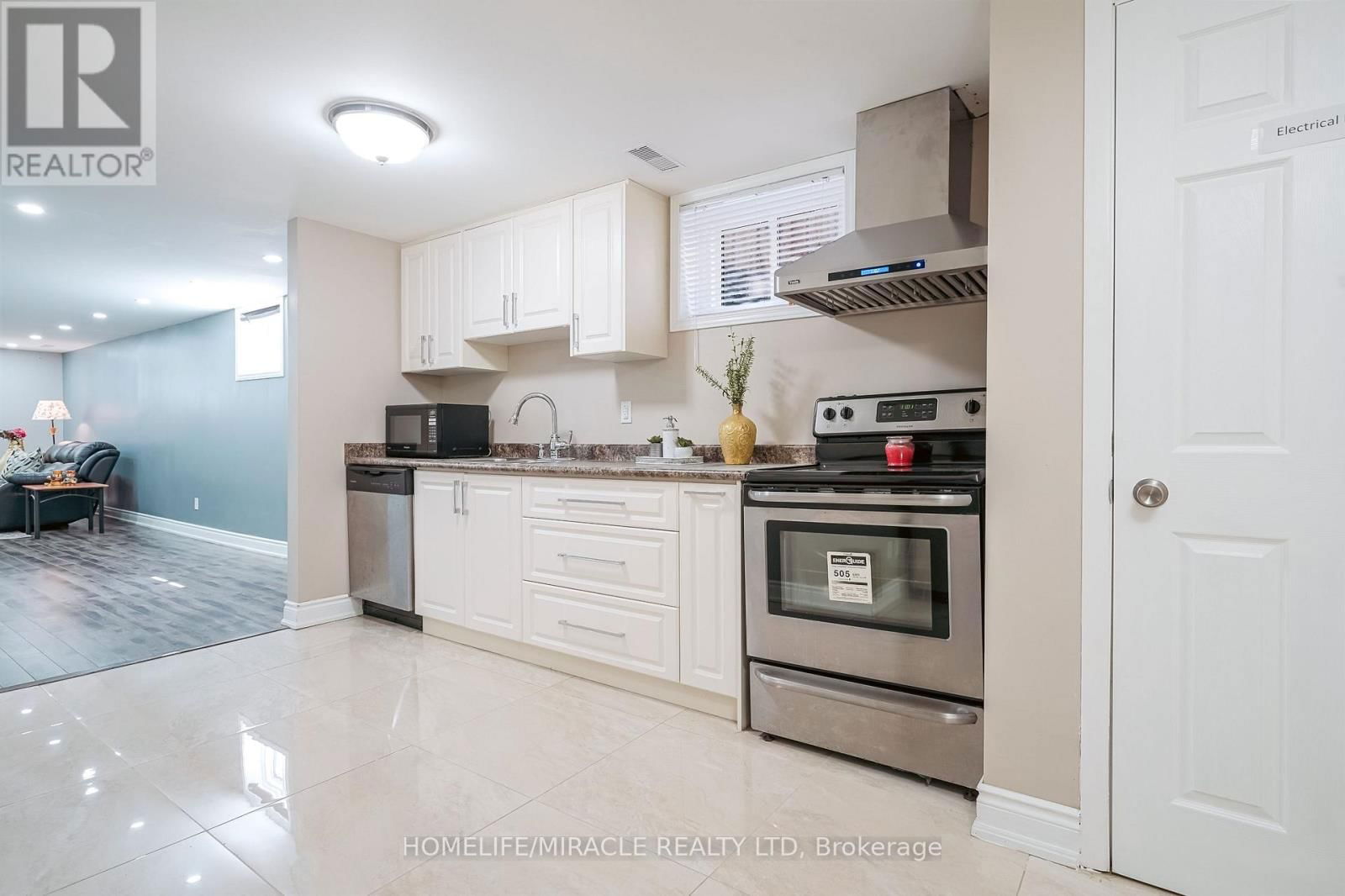 93 AMBERJACK BOULEVARD Image 40