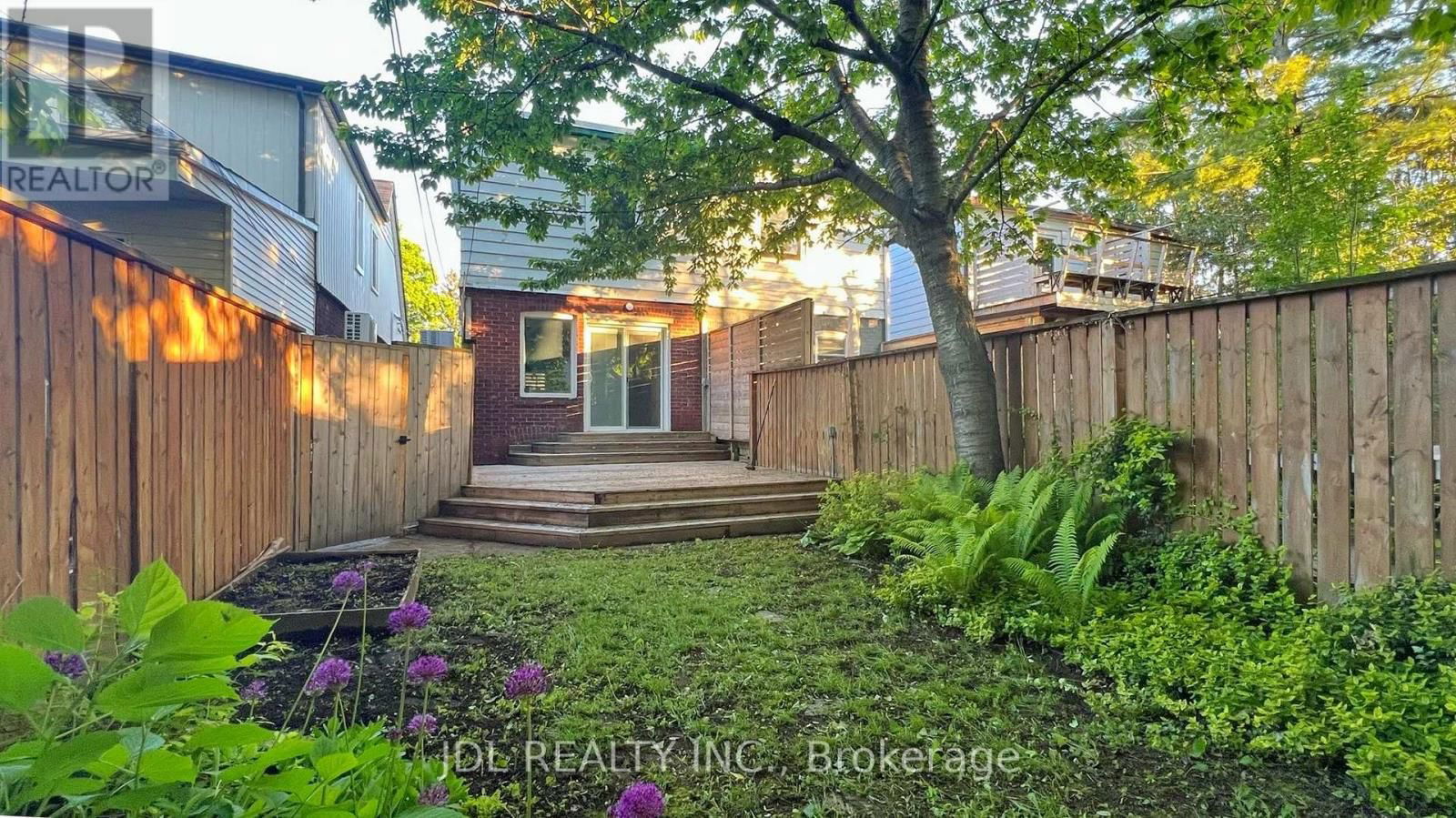 14 ATHLETIC AVE AVENUE Image 26
