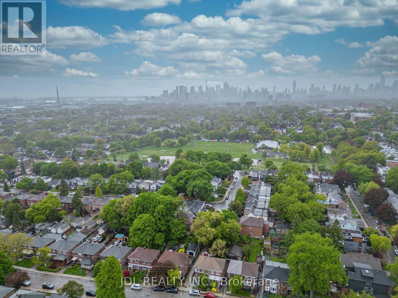 14 ATHLETIC AVE AVENUE Image 32
