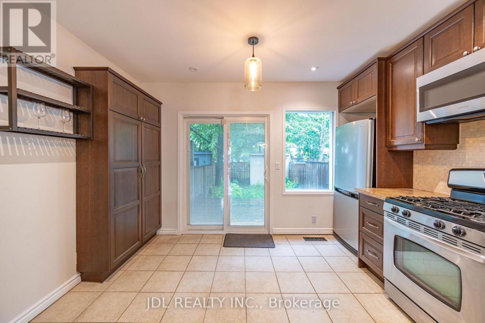 14 ATHLETIC AVE AVENUE Image 8