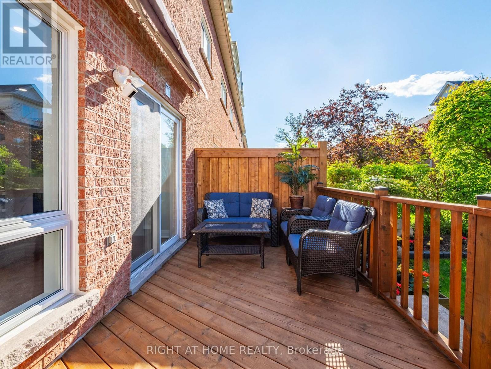 76 TORR LANE Image 45