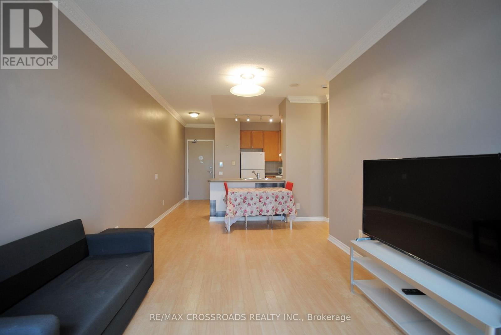 PH 18 - 8 MONDEO DRIVE Image 9