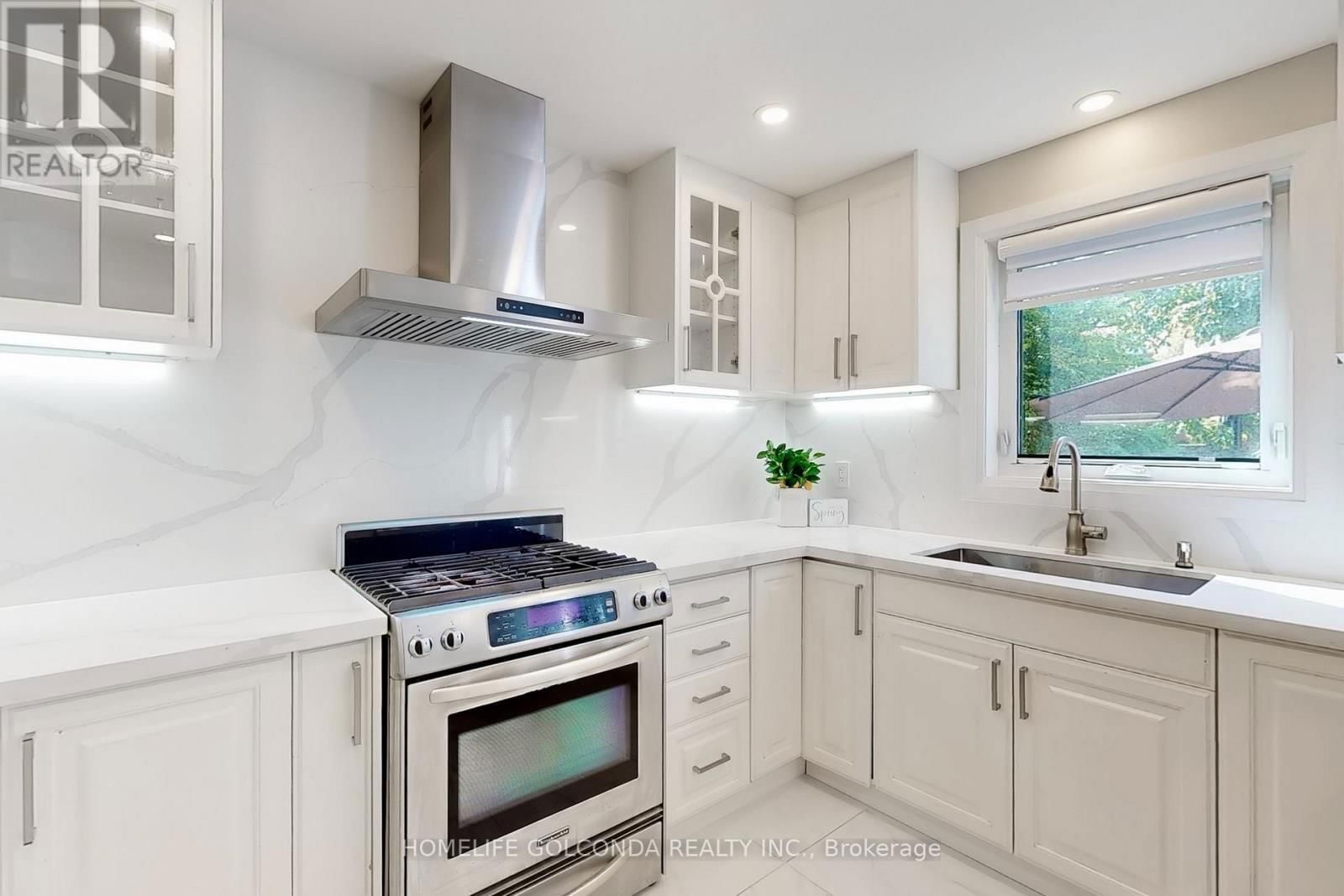 1018 ROUGE VALLEY DRIVE Image 9